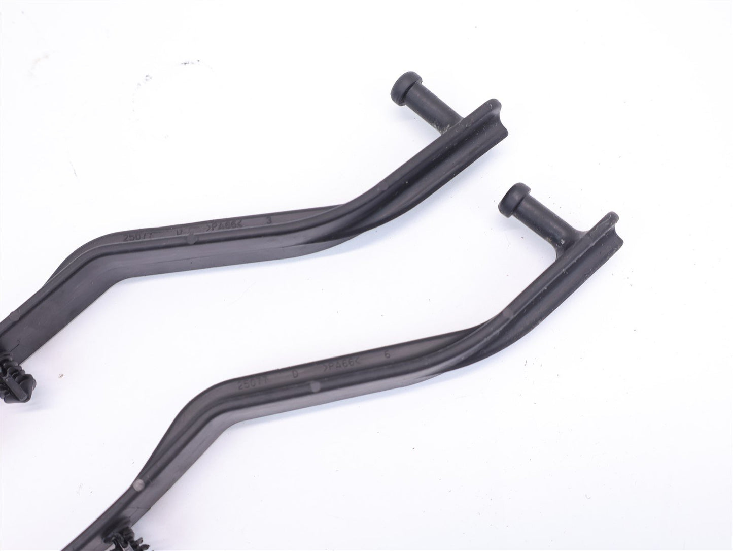 2013-2017 Subaru Crosstrek Floor Mat Retainer Bracket Holder Stay Driver 13-17