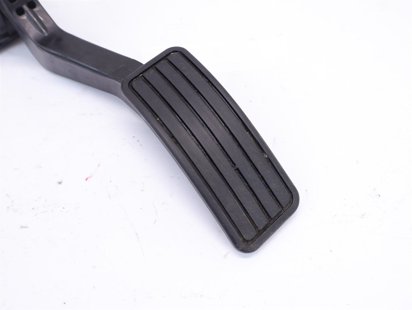 2013-2017 Subaru XV Crosstrek Gas Pedal Accelerator 36010FJ010 OEM