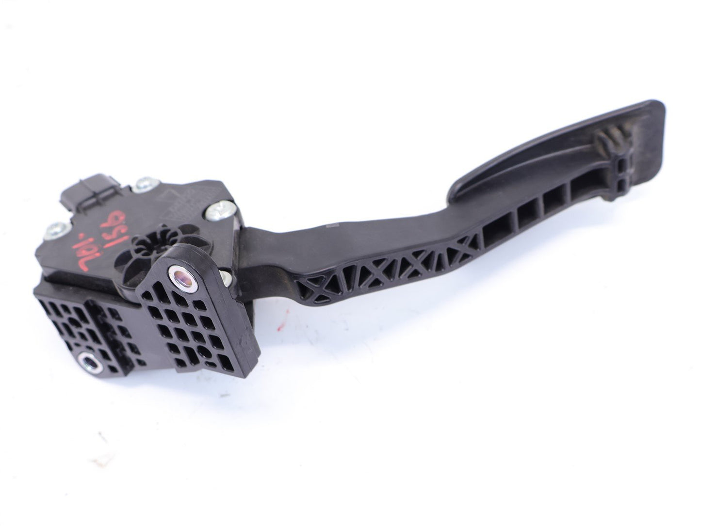 2013-2017 Subaru XV Crosstrek Gas Pedal Accelerator 36010FJ010 OEM