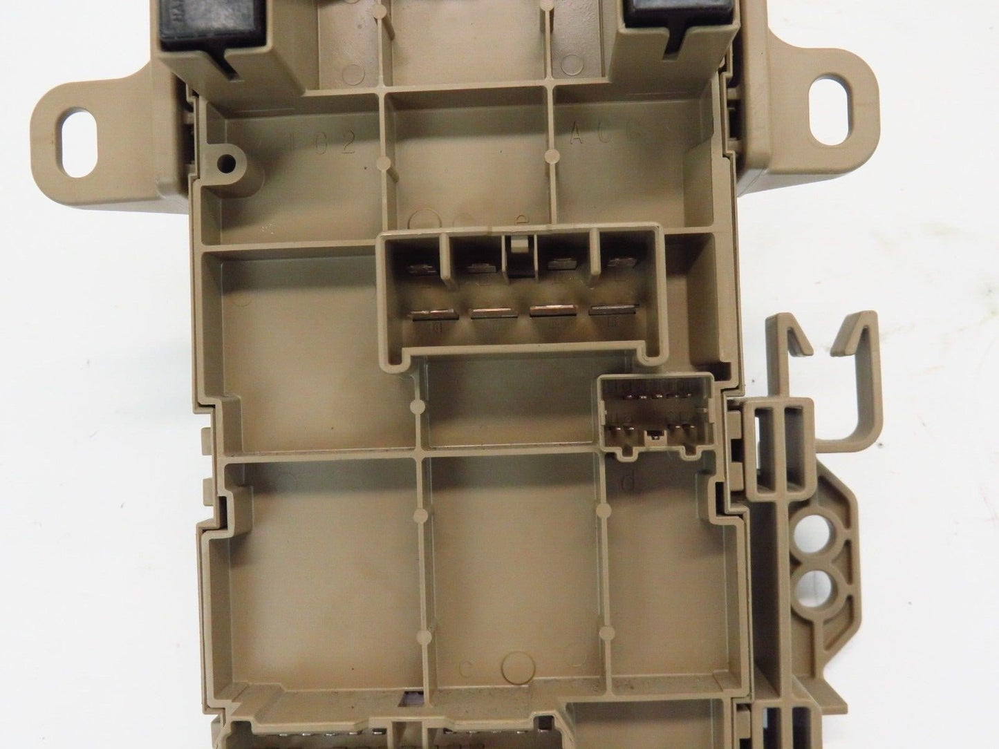 2013 Subaru XV Crosstrek Dash Fuse Block Box Panel Interior 82201FJ110 13-2015
