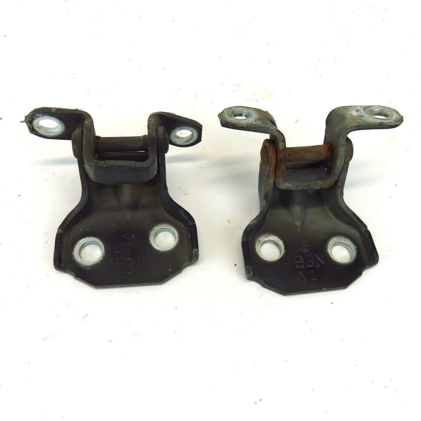 2005-2009 Subaru Legacy Passenger Front Door Hinge Hinges Upper Lower RH OEM