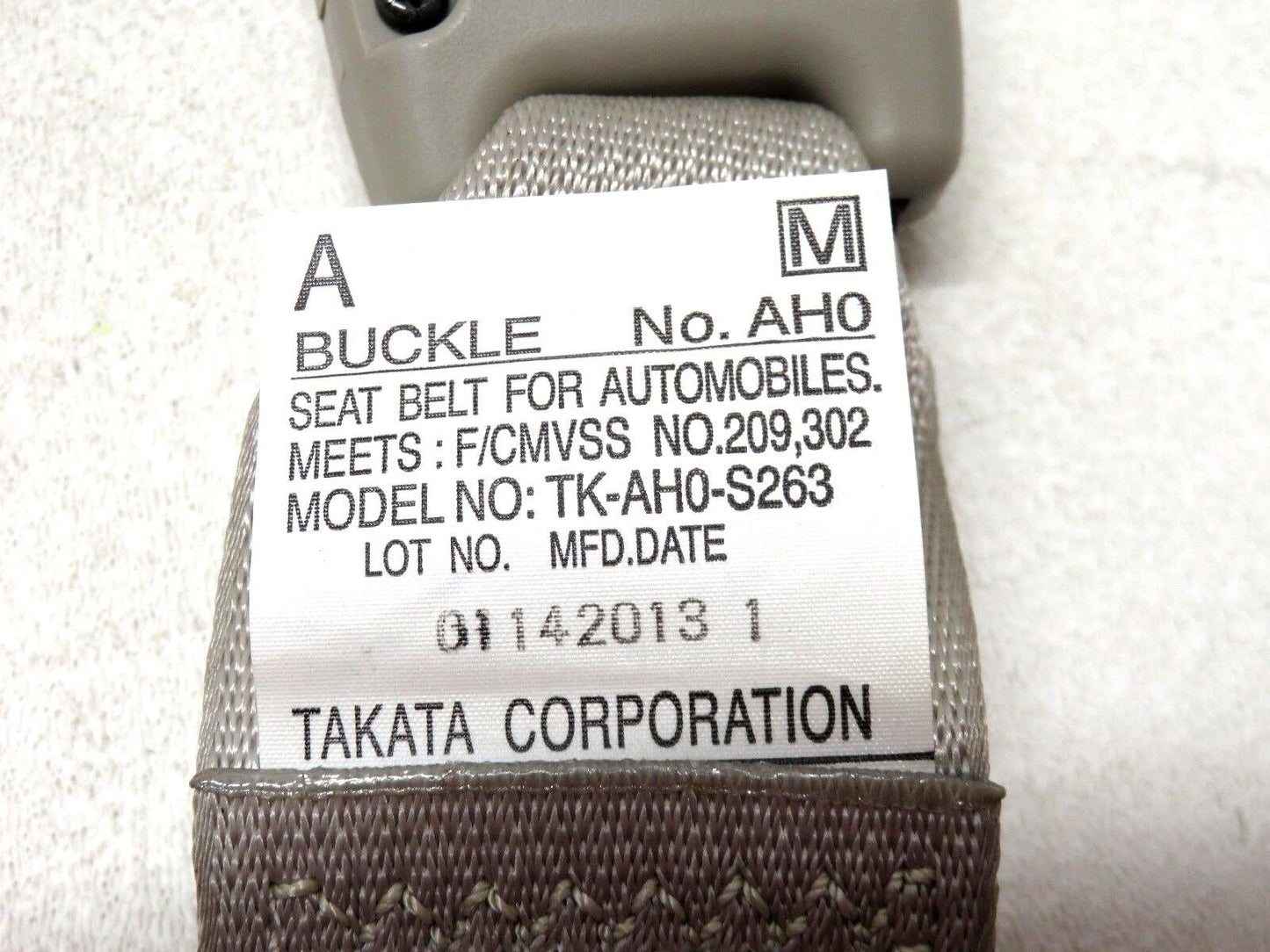 13 14 15 Subaru XV Crosstrek Rear Seatbelt Latch Center Clip Buckle Seat Belt
