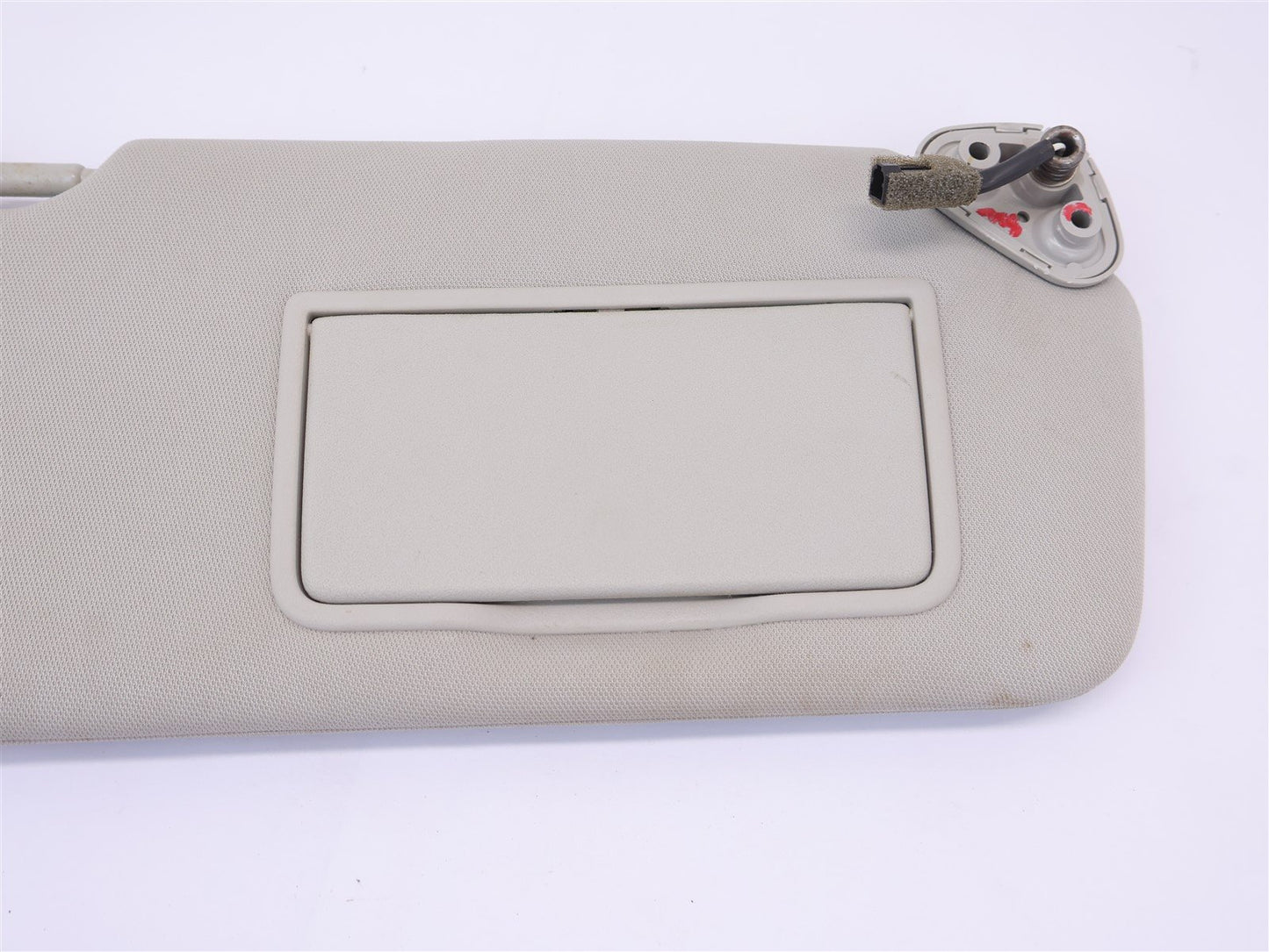 2010-2014 Subaru Outback Legacy Passenger Sun Visor Sunvisor RH Right OEM