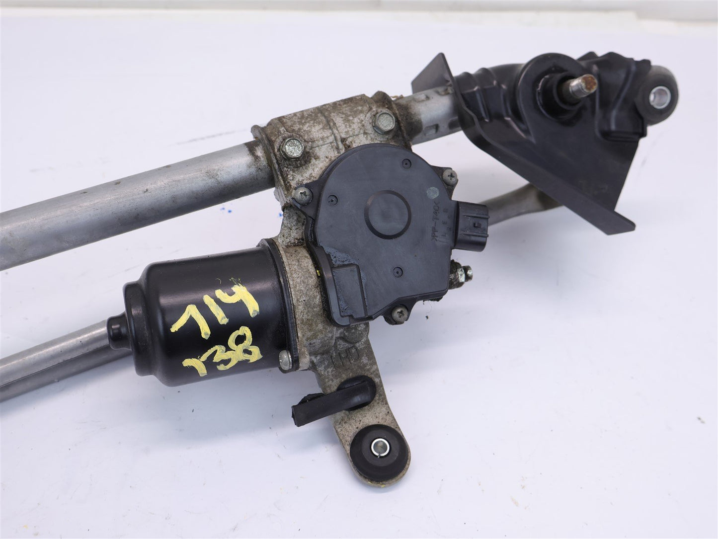 2010-2014 Subaru Legacy Outback Front Wiper Motor w/ Linkage Windshield OEM