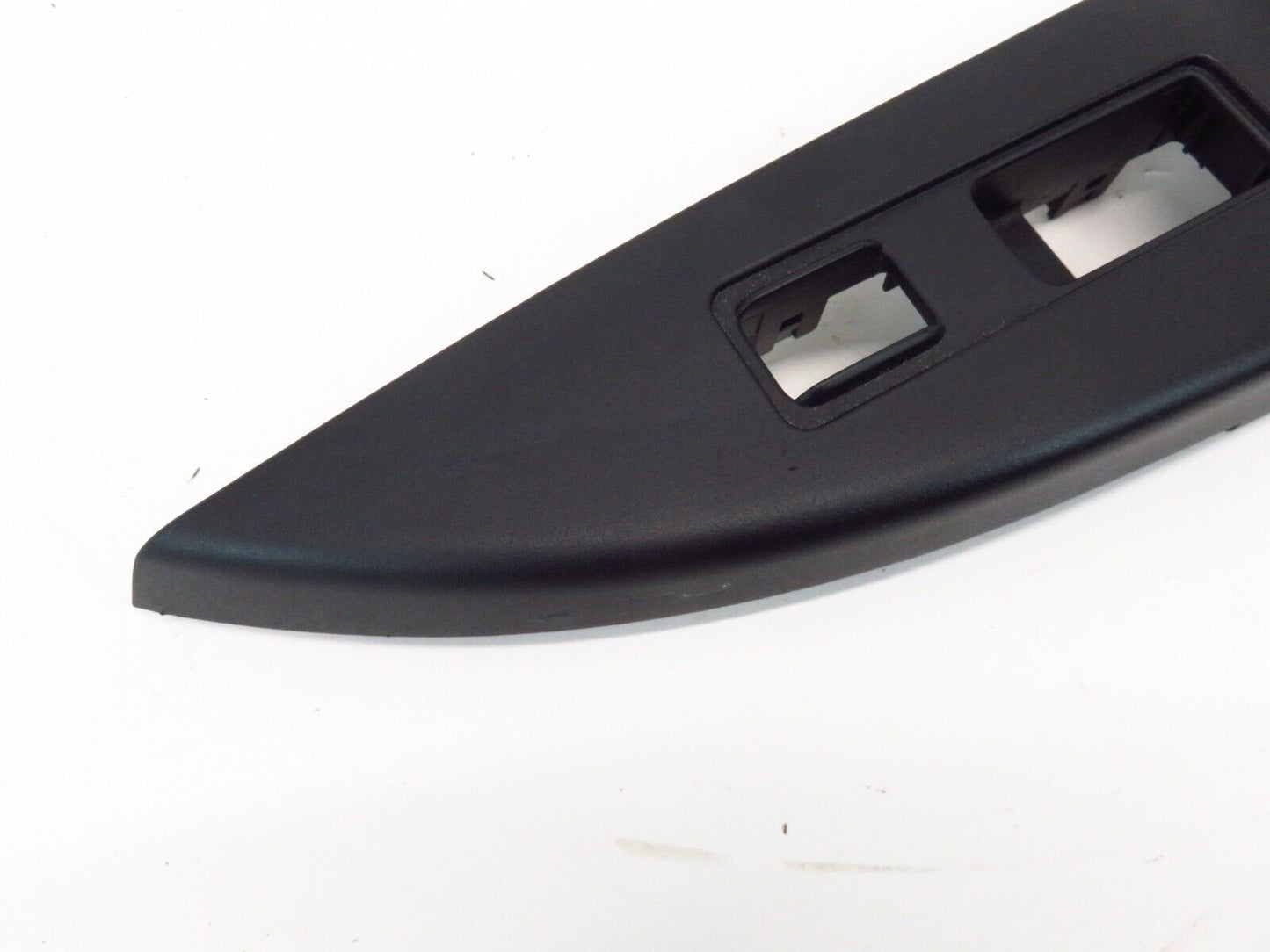 2013 Subaru Outback Passenger Front Window Switch Trim Panel Bezel RH OEM 10-14