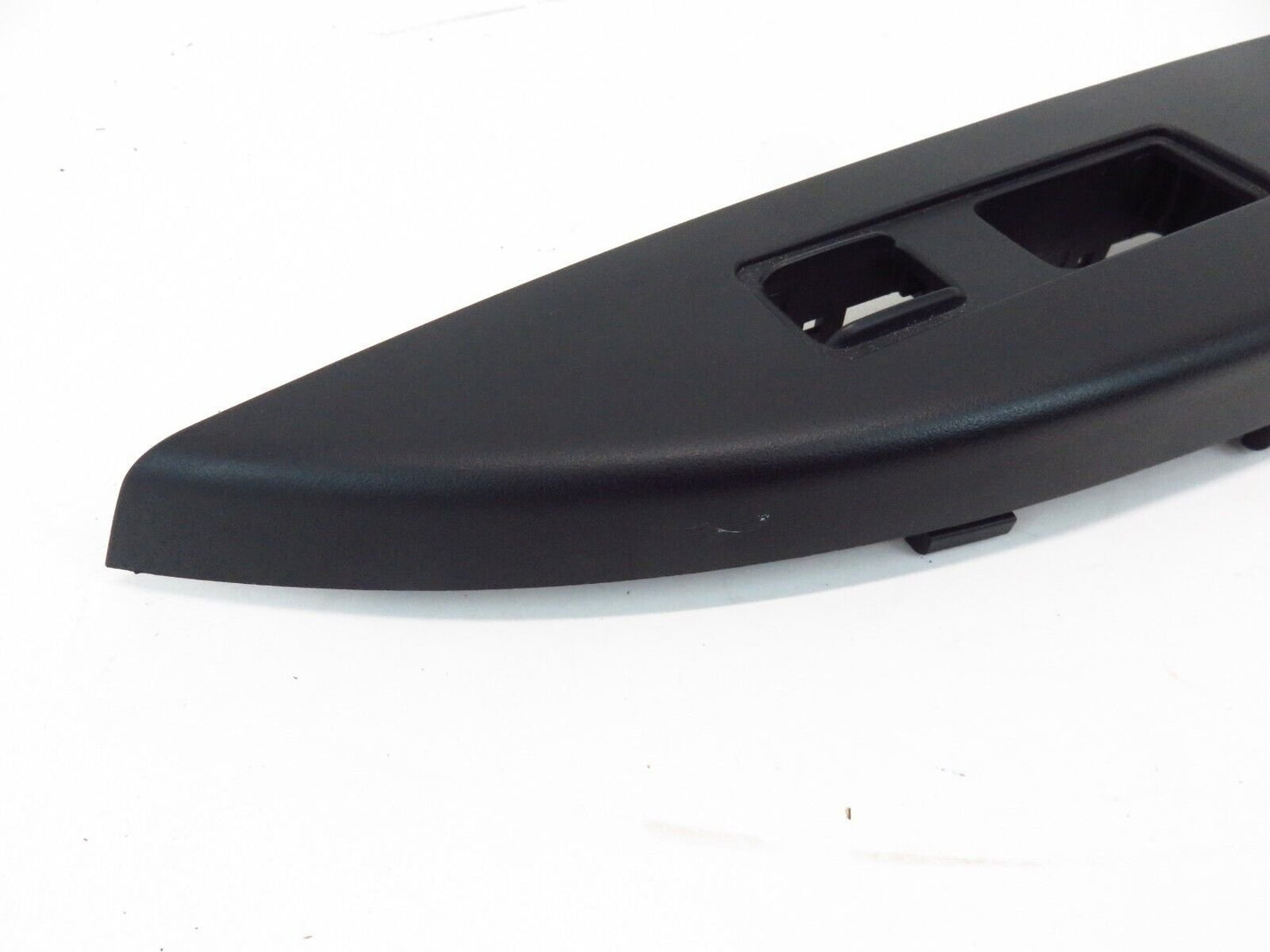 2013 Subaru Outback Passenger Front Window Switch Trim Panel Bezel RH OEM 10-14