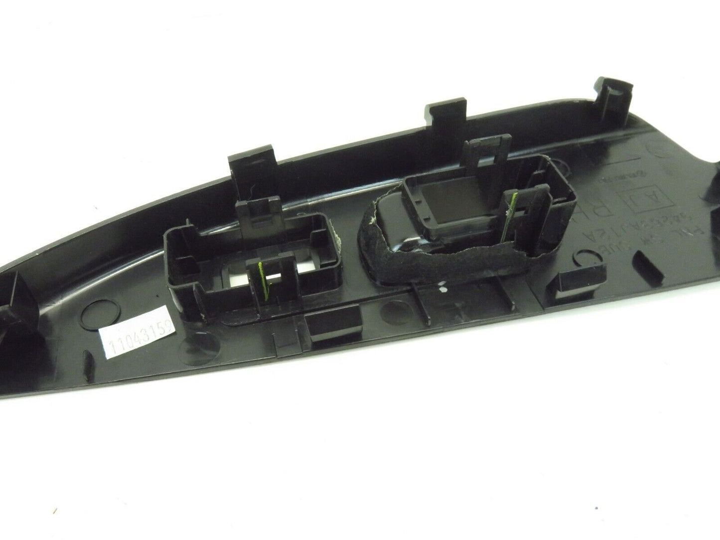 2013 Subaru Outback Passenger Front Window Switch Trim Panel Bezel RH OEM 10-14