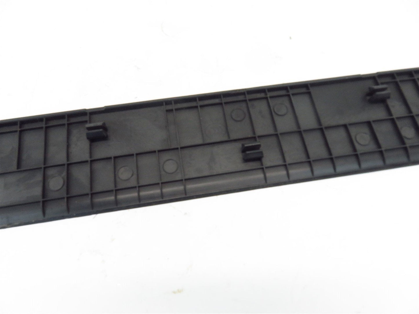 12-17 Hyundai Veloster Passenger Front Door Sill Trim Cover Step RH 858852V000