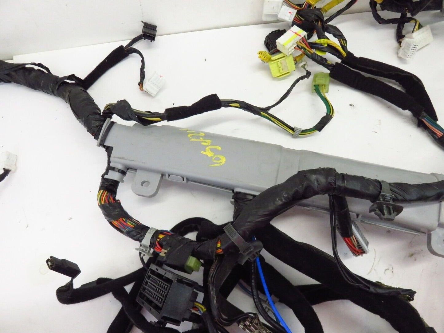 2014 Hyundai Genesis Coupe 2.0T Dashboard Wiring Harness Dash Main 91335-2M350