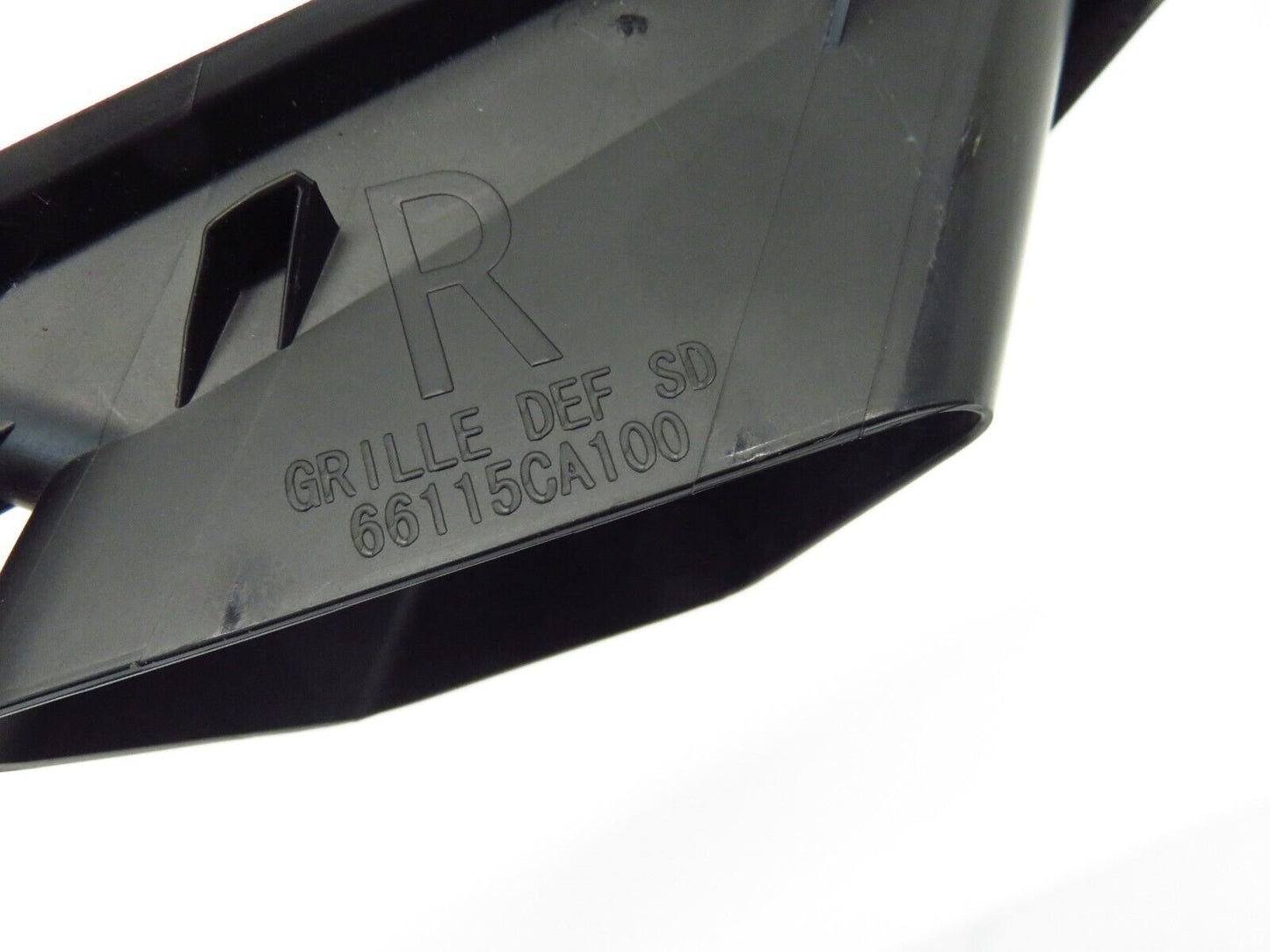 2013-2020 Subaru BRZ Passenger Defrost Vent Dash Upper Defroster Grille RH 13-20