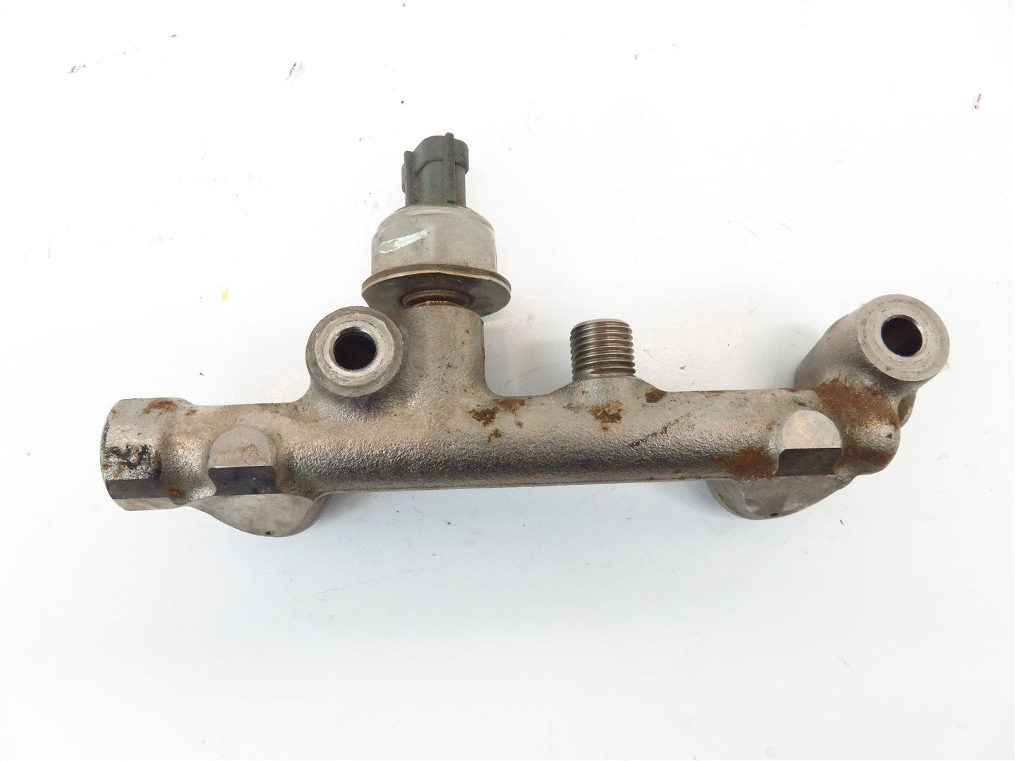 2015-2021 Subaru WRX Passenger Fuel Injector Rail 17522AB020 RH Side Pipe 15-21