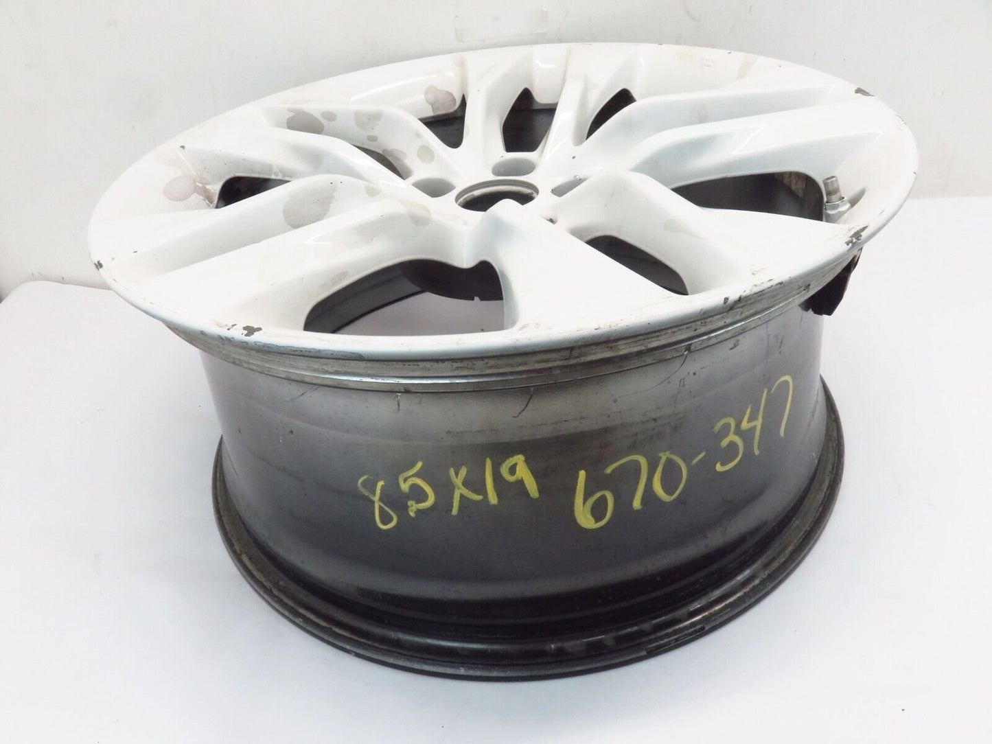 2013-2016 Hyundai Genesis COUPE Wheel 8-1/2 x 19 Rear Rim OEM 19" White 670347