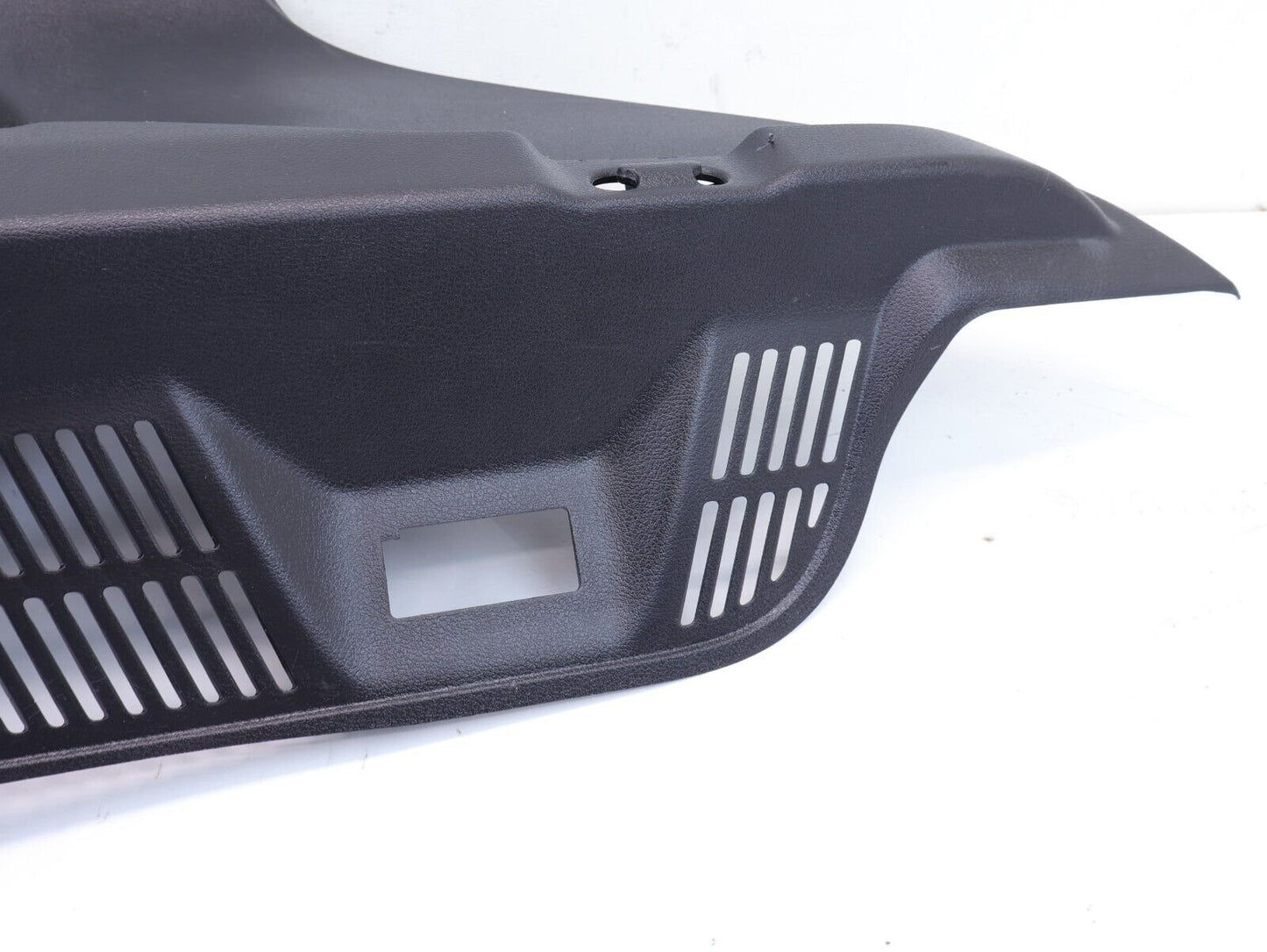 2017-2019 Nissan Rogue Sport Passenger Rear C Pillar Trim Panel RH Right OEM