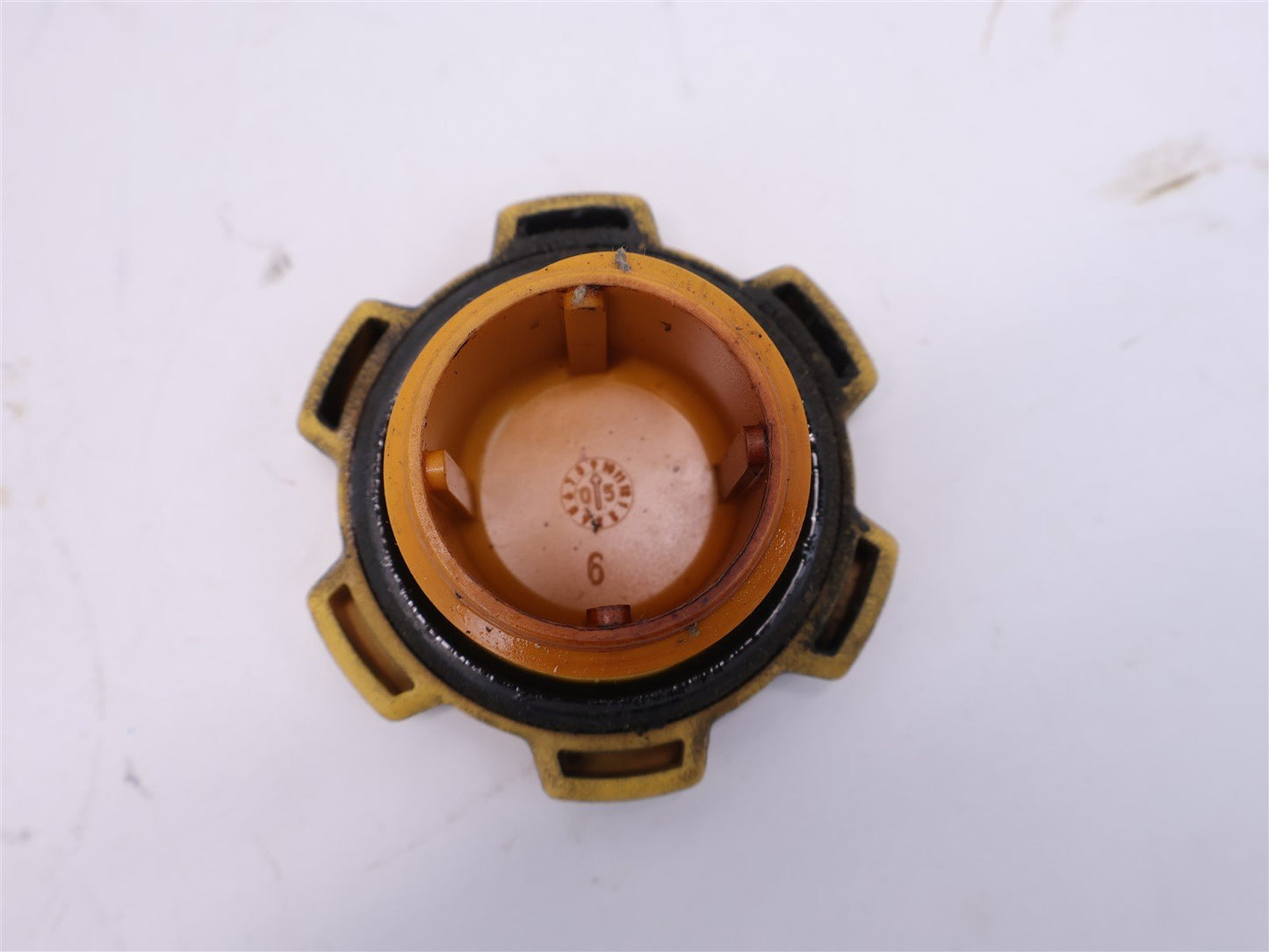 2002-2007 Subaru Impreza WRX & STI Oil Cap Engine OEM 02-07