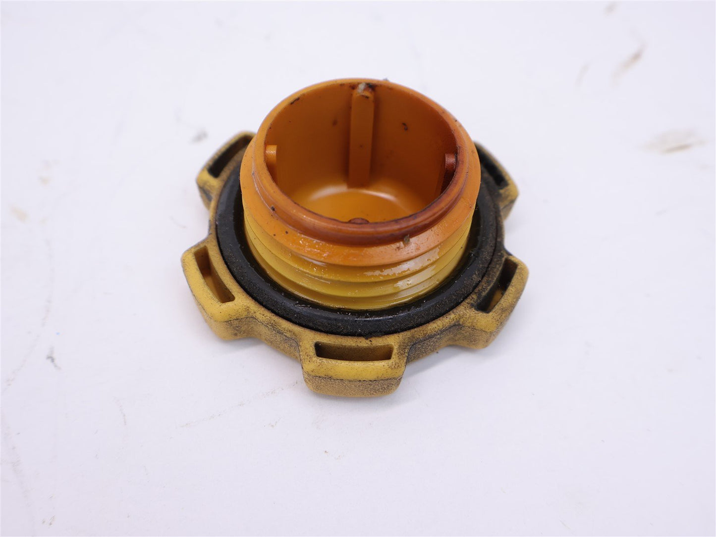 2002-2007 Subaru Impreza WRX & STI Oil Cap Engine OEM 02-07