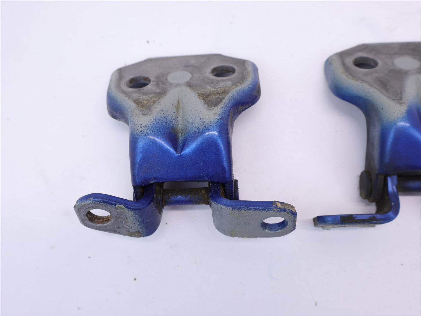 2002-2007 Subaru Impreza WRX STI Front Door Hinge Hinges Passenger RH OEM 02-07