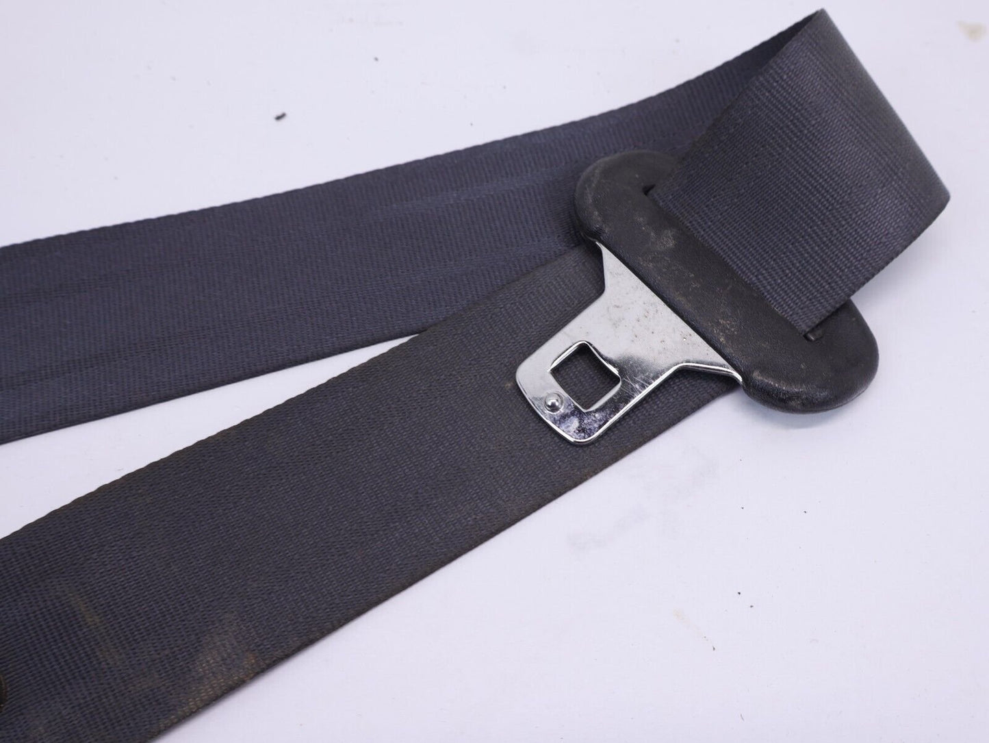 2002 2003 2004 Subaru Impreza WRX STI Center Rear Seat Belt Middle SEDAN OEM