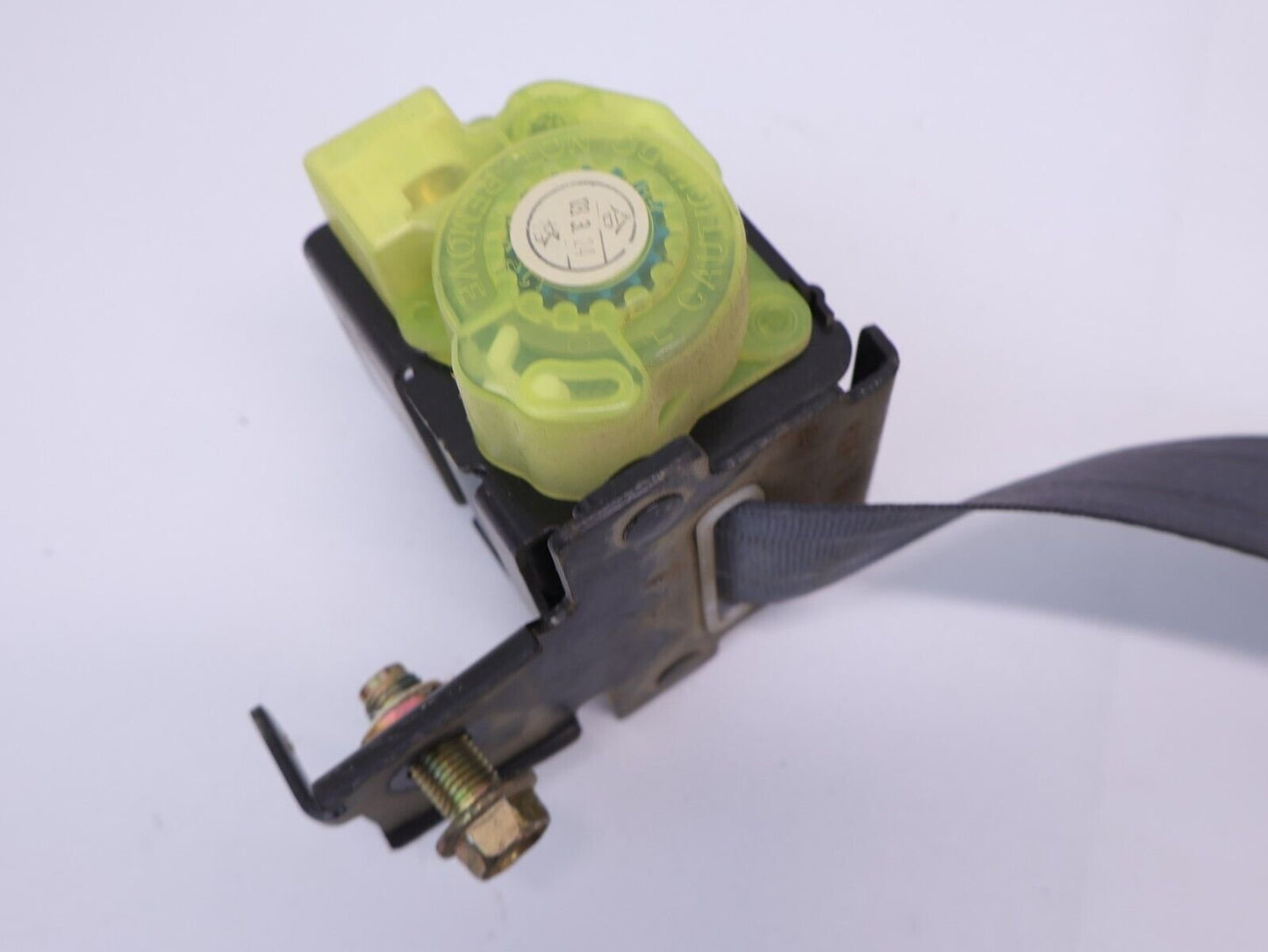 2002 2003 2004 Subaru Impreza WRX STI Center Rear Seat Belt Middle SEDAN OEM