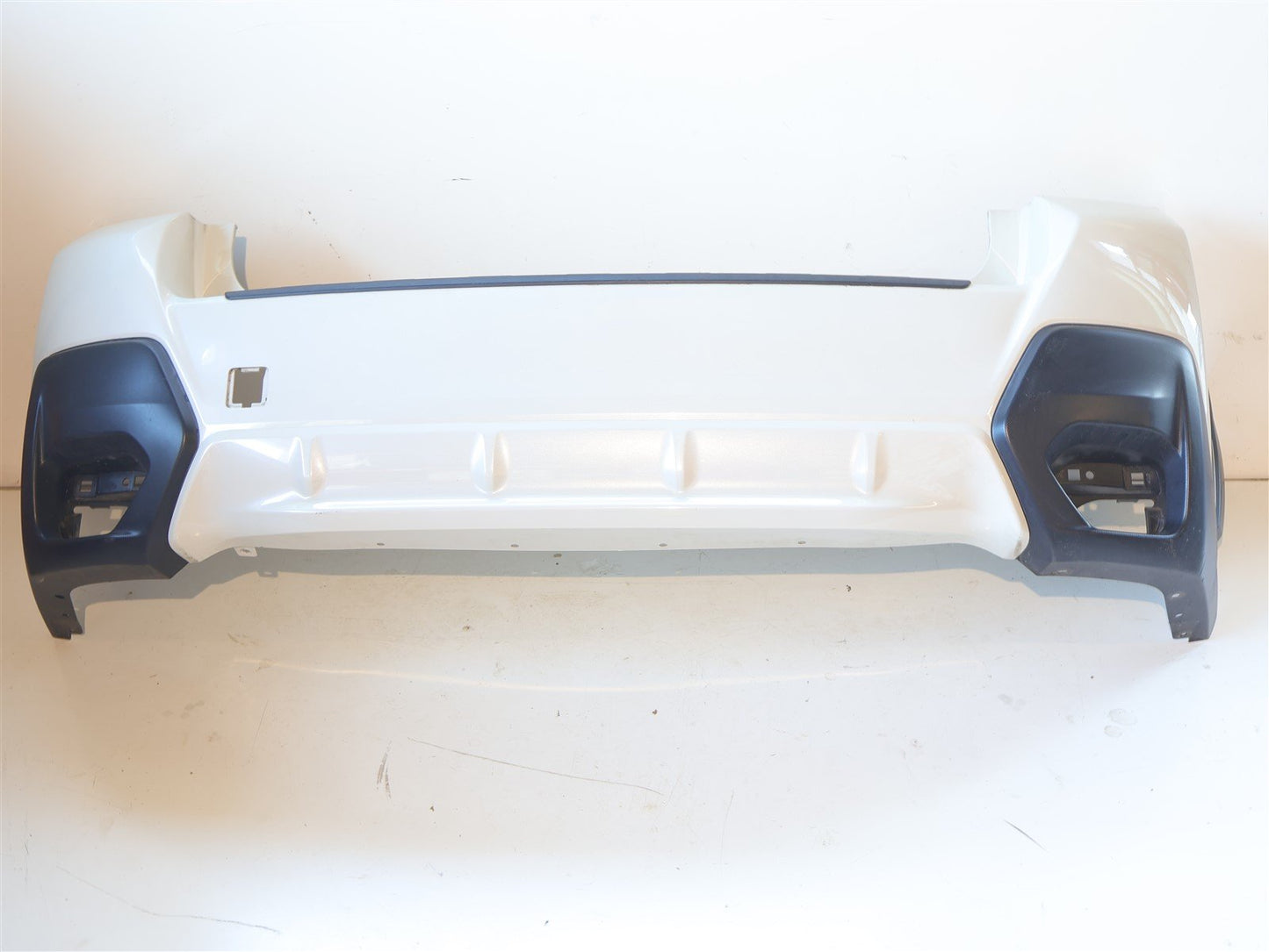 2018-2023 Subaru Crosstrek Rear Bumper Cover White K1X