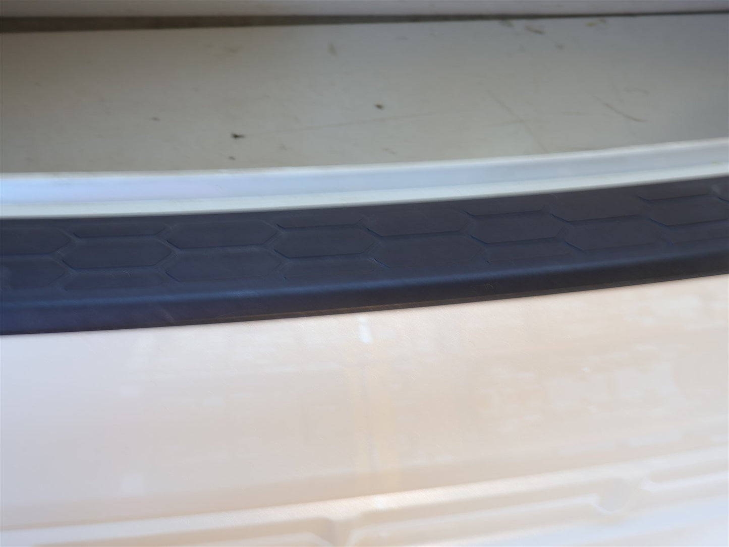 2018-2023 Subaru Crosstrek Rear Bumper Cover White K1X