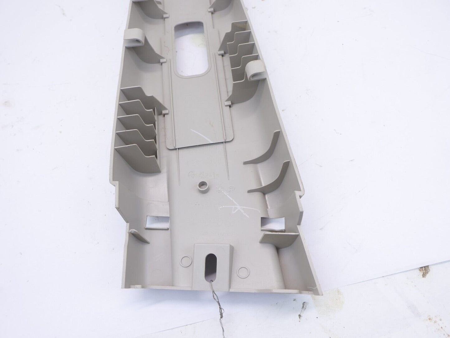 2014 Subaru XV Crosstrek Passenger Upper B Pillar Trim Panel Top RH 2013-2017