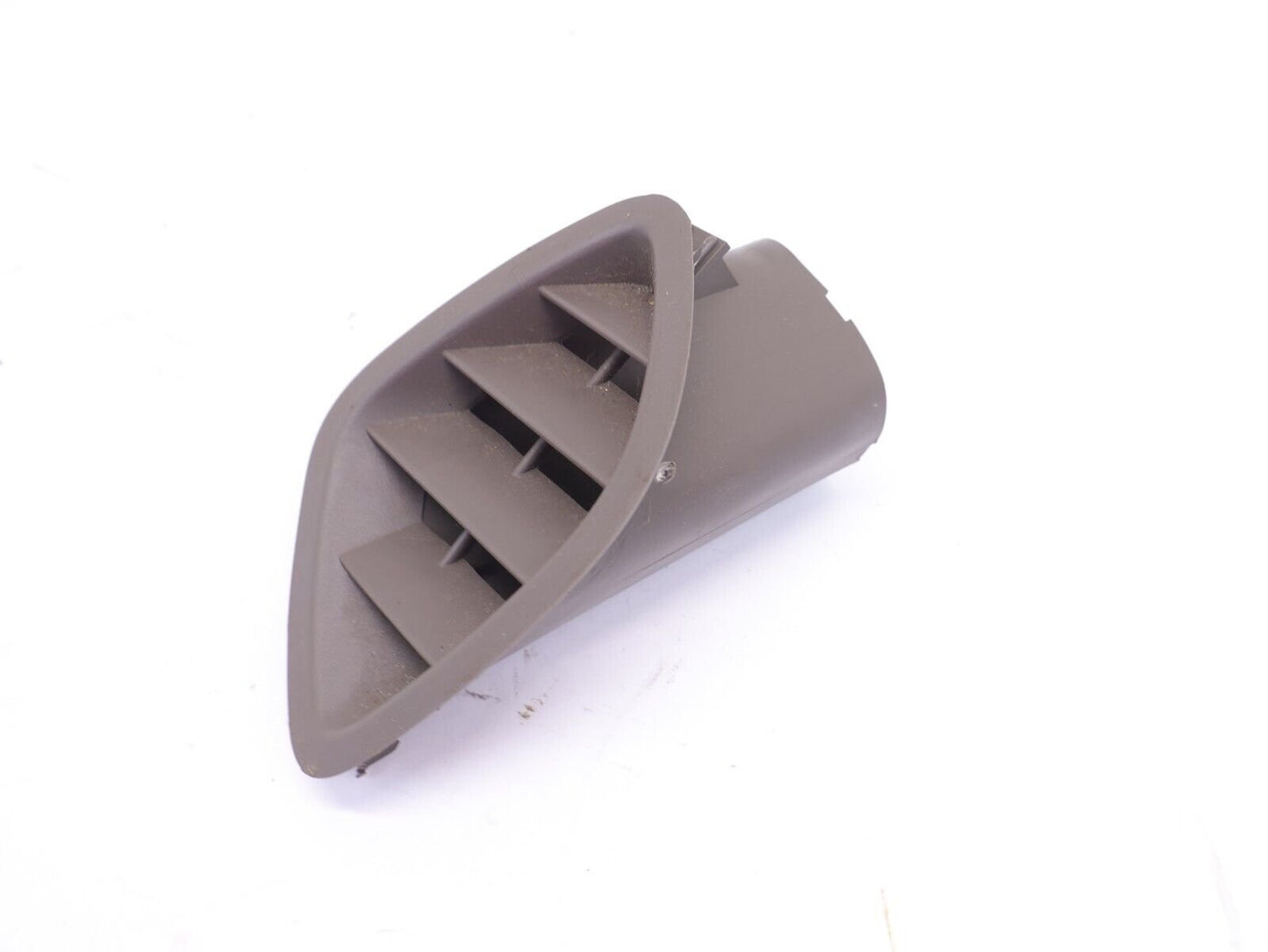 2000-2004 Subaru Legacy Outback Defrost Dash Air Vent Passenger RH Right 00-04