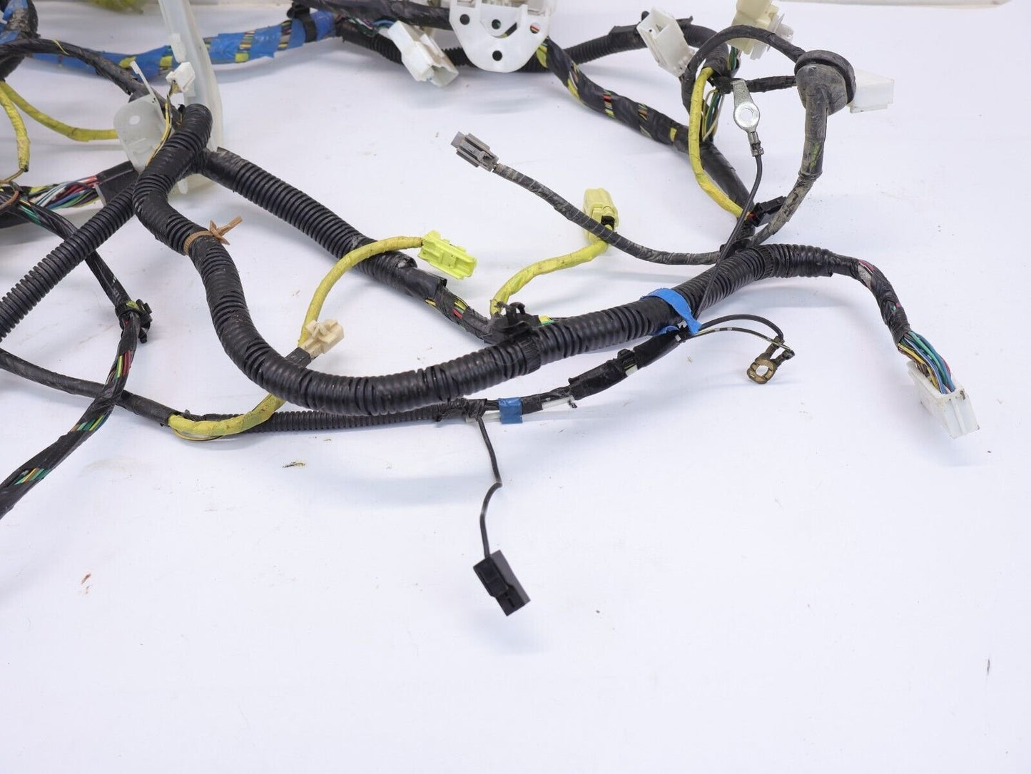 2007 Subaru Legacy Spec B / GT Rear Wiring Harness MT 81502AG32A
