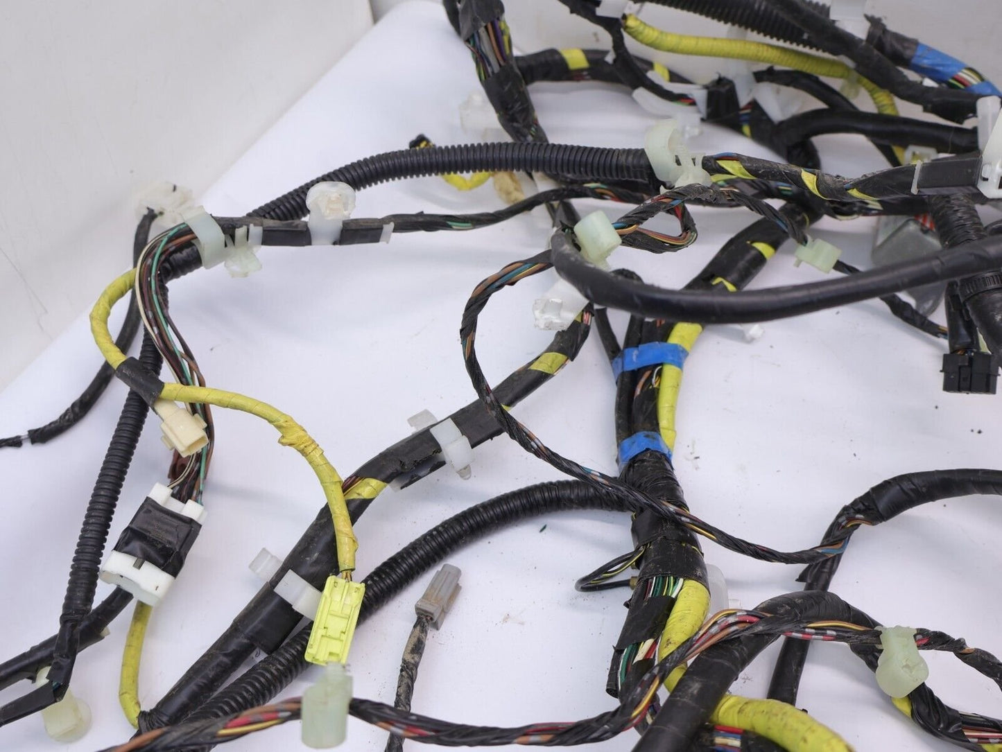 2007 Subaru Legacy Spec B / GT Rear Wiring Harness MT 81502AG32A
