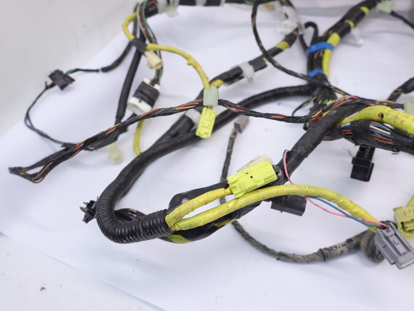 2007 Subaru Legacy Spec B / GT Rear Wiring Harness MT 81502AG32A