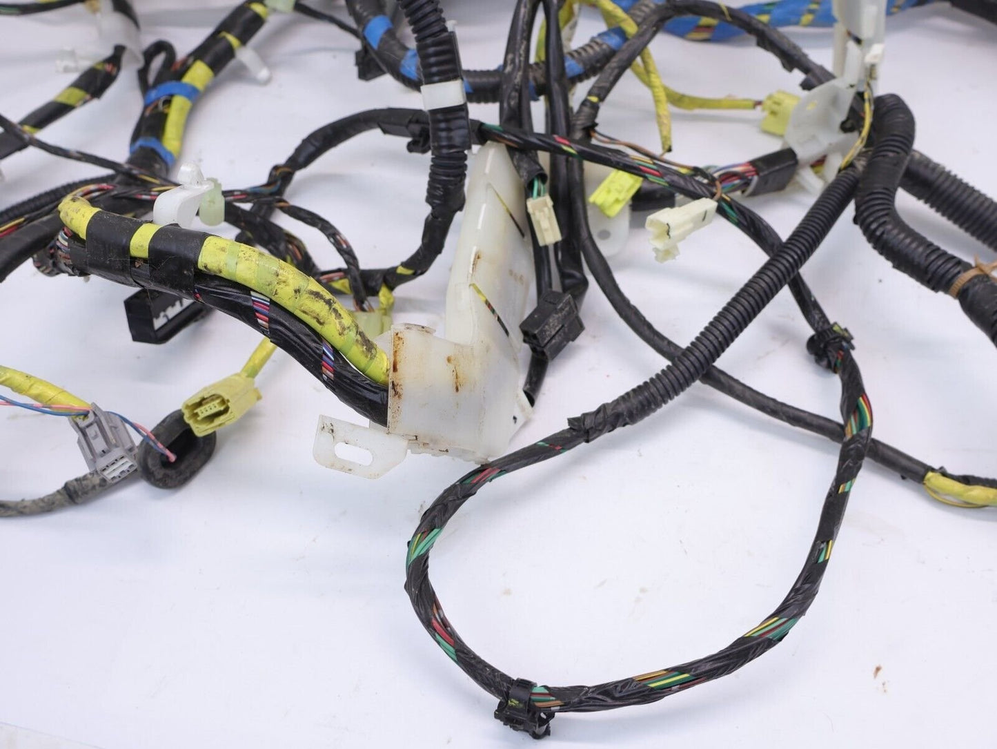 2007 Subaru Legacy Spec B / GT Rear Wiring Harness MT 81502AG32A