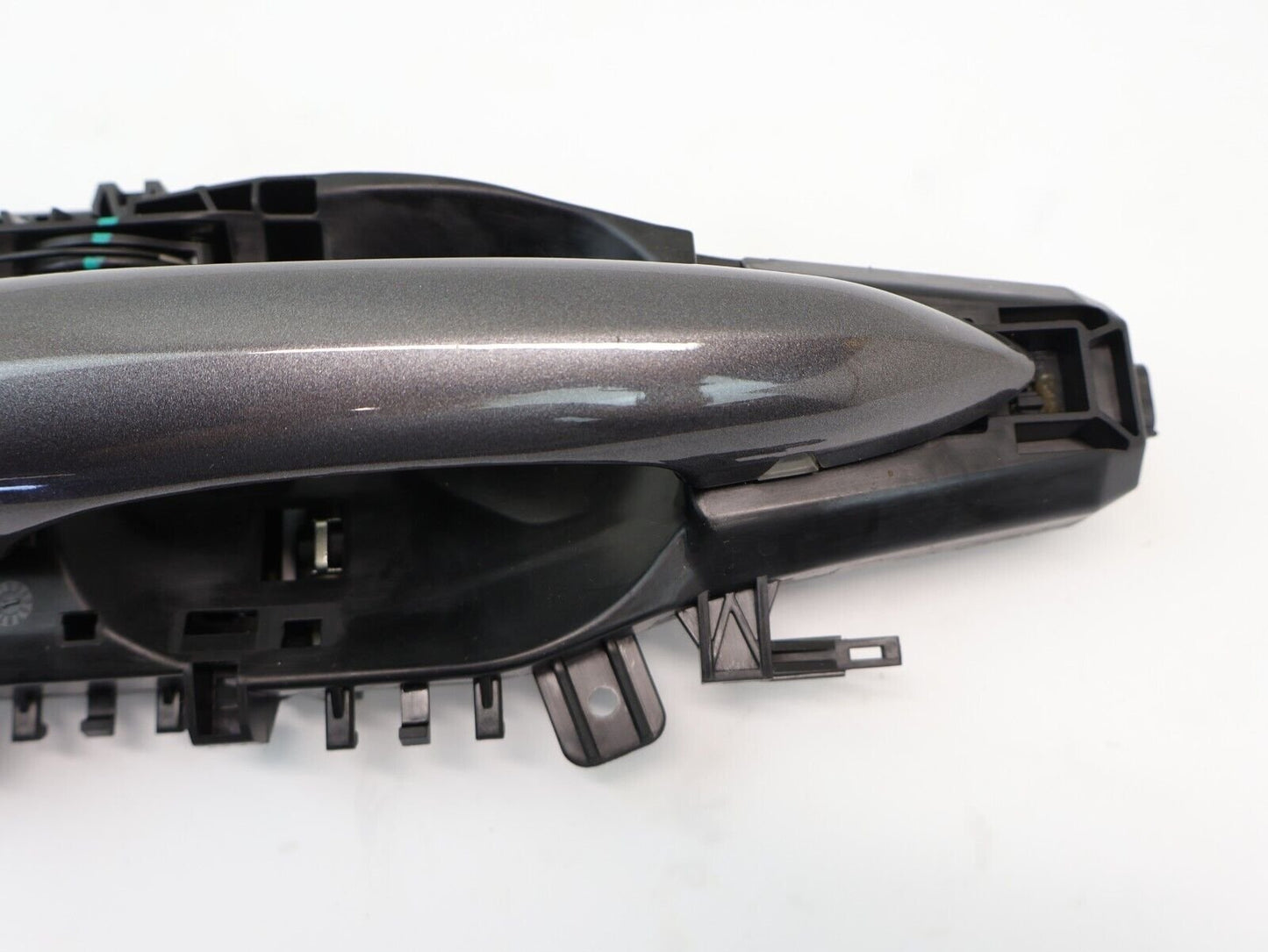 2017-2022 Alfa Romeo Giulia Passenger Front Door Handle Exterior Gray PG1 Right