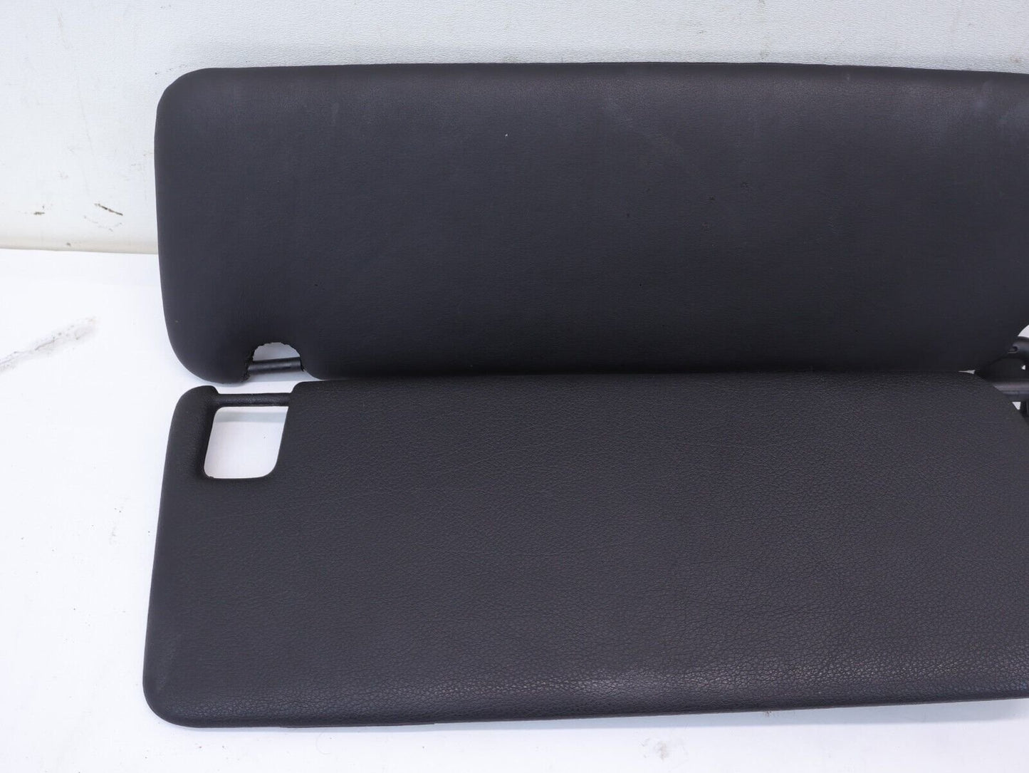 2006-2010 Porsche Cayenne Passenger Sun Visor Black (w/ sunroof) RH Right OEM