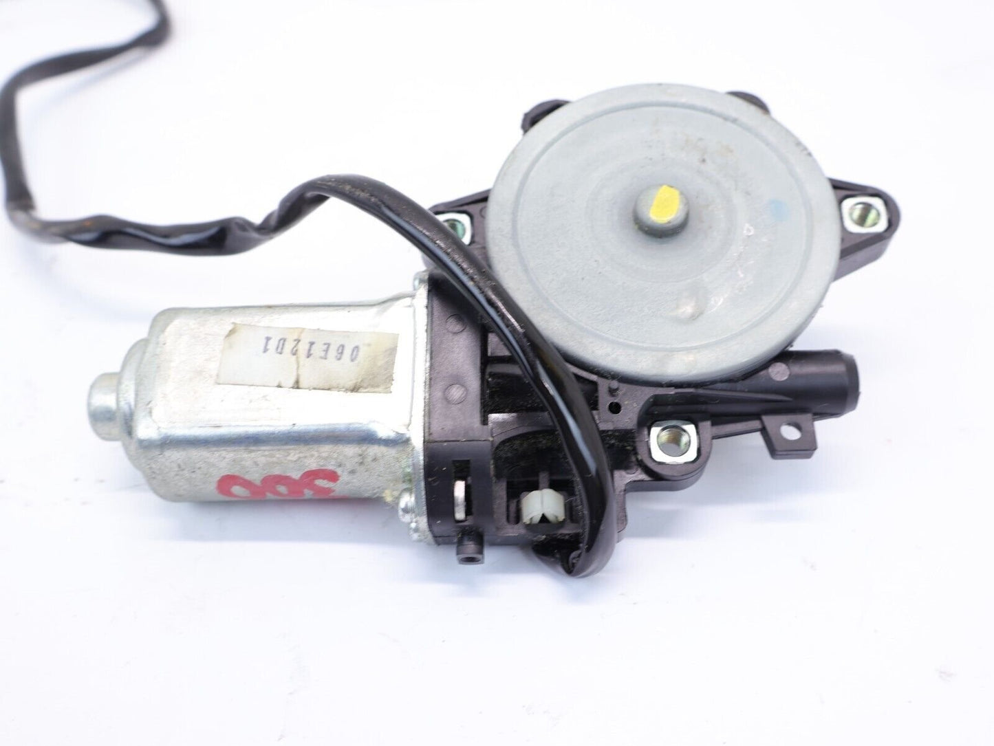 2007 Subaru Legacy Spec B Front Seat Motor Passenger Right RH OEM 2005-2009