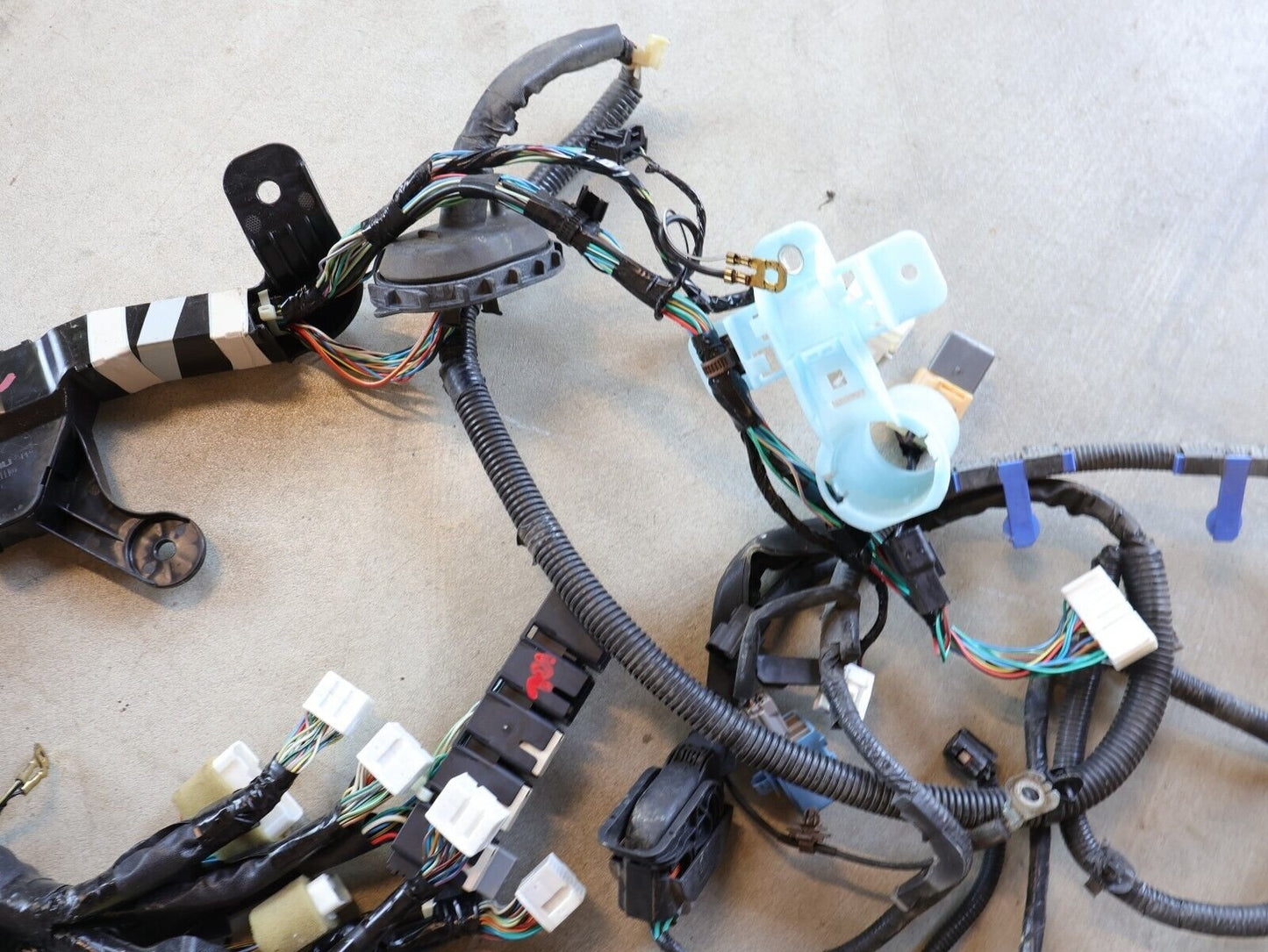 2015 Subaru XV Crosstrek Bulkhead Wiring Harness 81402FJ013 Engine Bay Wire OEM