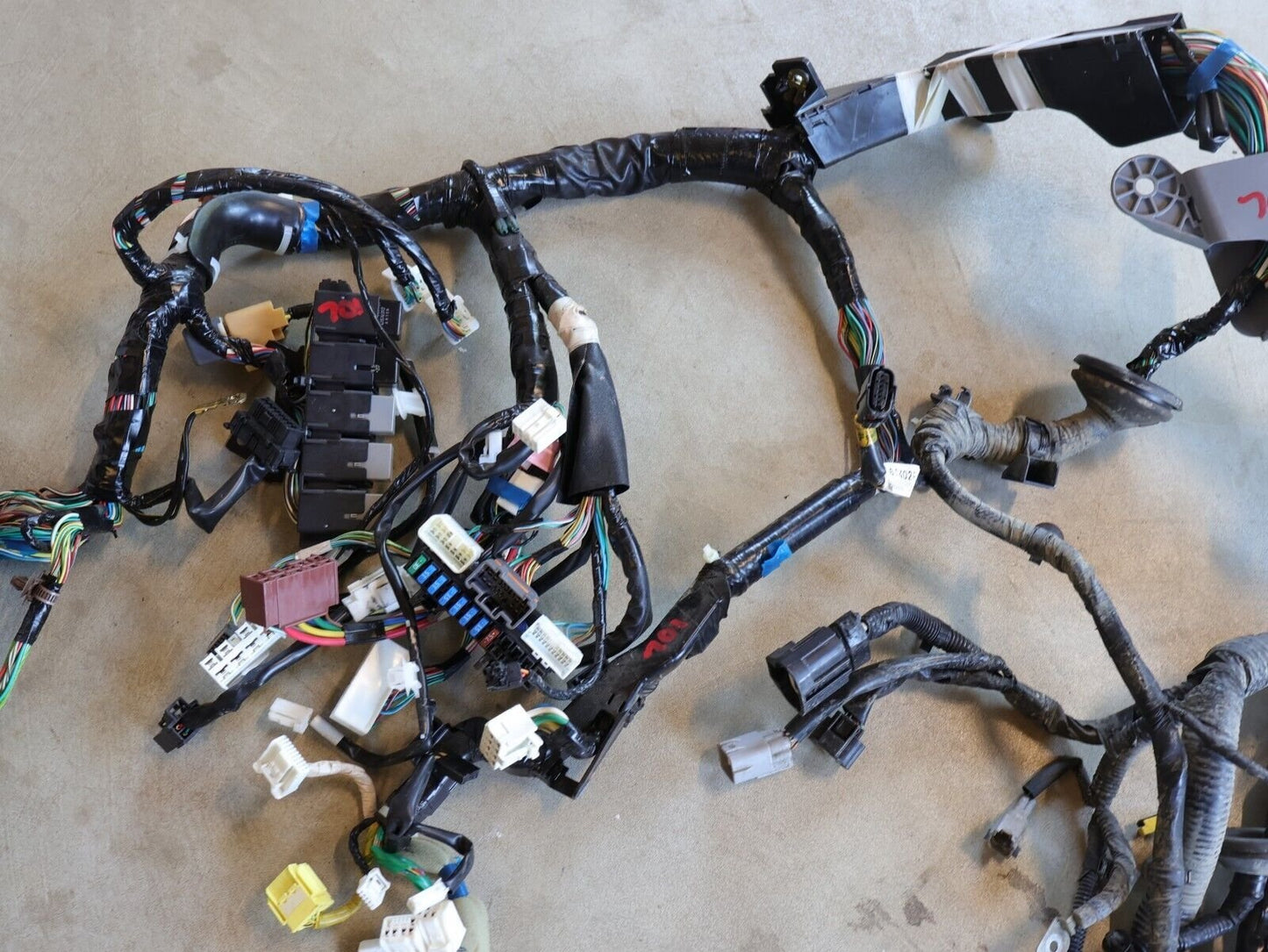 2015 Subaru XV Crosstrek Bulkhead Wiring Harness 81402FJ013 Engine Bay Wire OEM