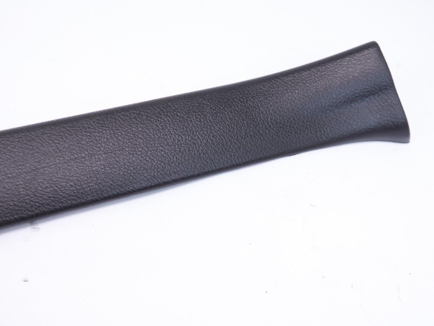 2014-2018 Subaru Forester Passenger Front Door Sill Trim Scuff 94060FJ040 RH OEM