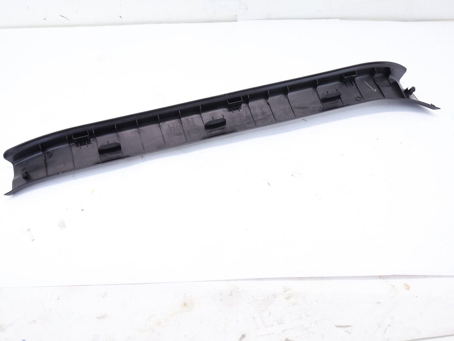 2014-2018 Subaru Forester Passenger Front Door Sill Trim Scuff 94060FJ040 RH OEM