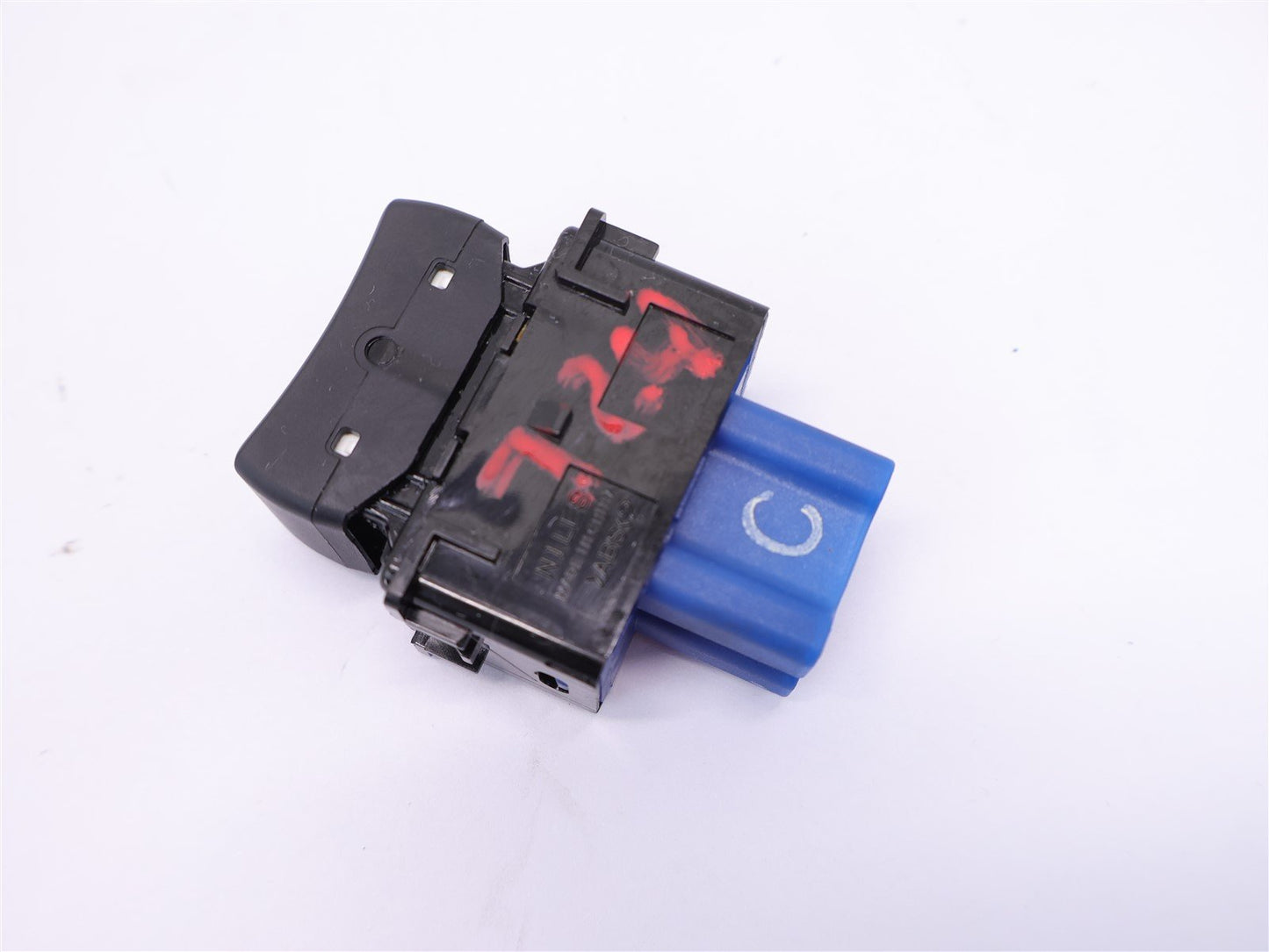 2014-2018 Subaru Forester Driver Front Seat Heated Switch Left LH OEM