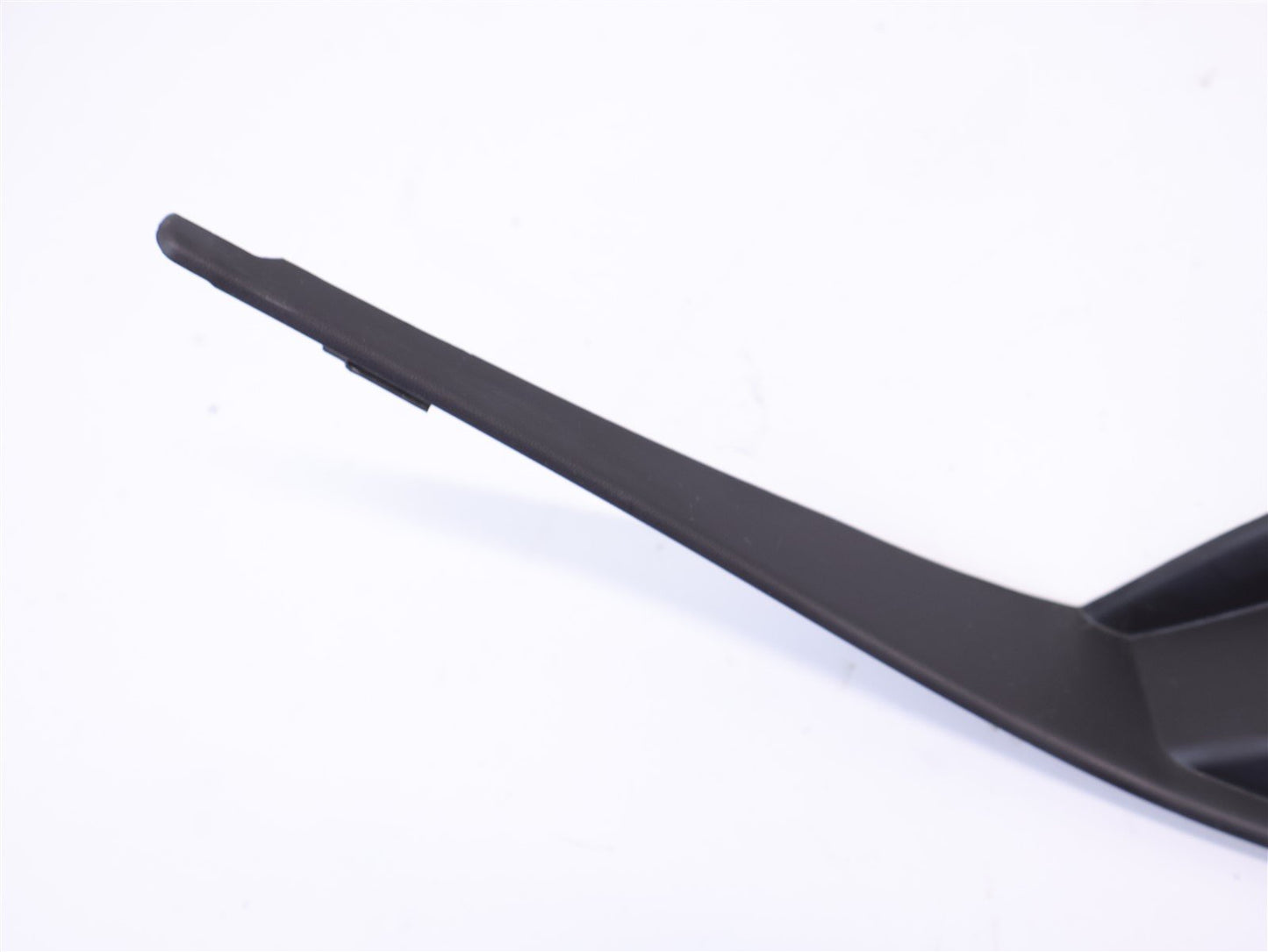 2014-2018 Subaru Forester Passenger Wiper Cowl Trim Side RH Right OEM 91423SG000