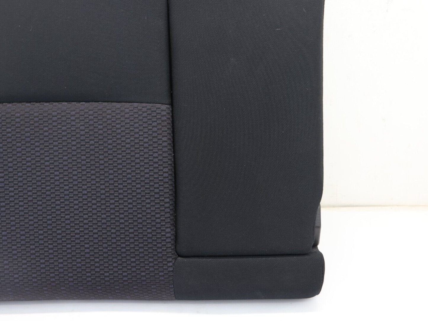 2016 Subaru Forester Rear Seat Cushion Upper Passenger Right OEM Cloth 2014-2018