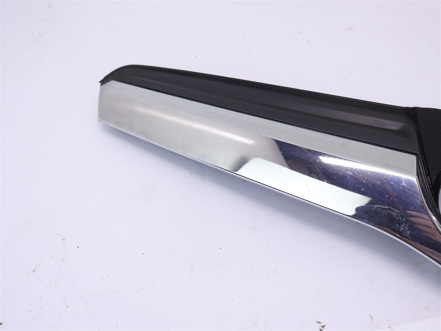 2014-2016 Subaru Forester Front Upper Grille Grill Trim Emblem 91122SG020 OEM