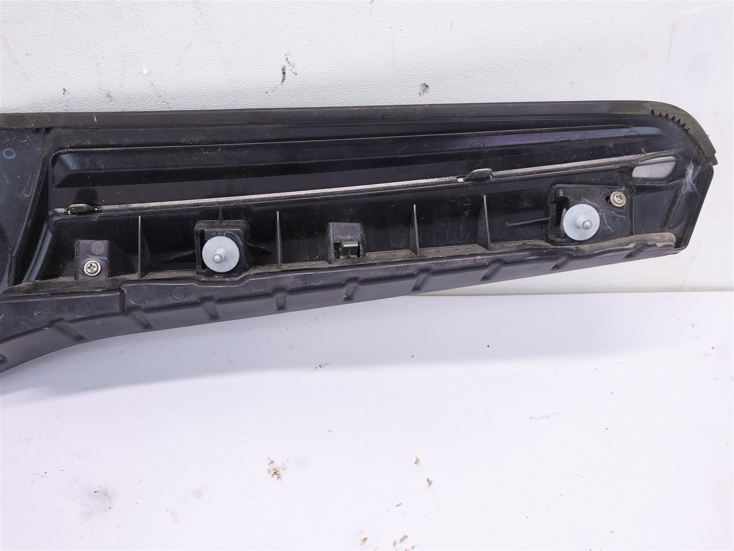 2014-2016 Subaru Forester Front Upper Grille Grill Trim Emblem 91122SG020 OEM
