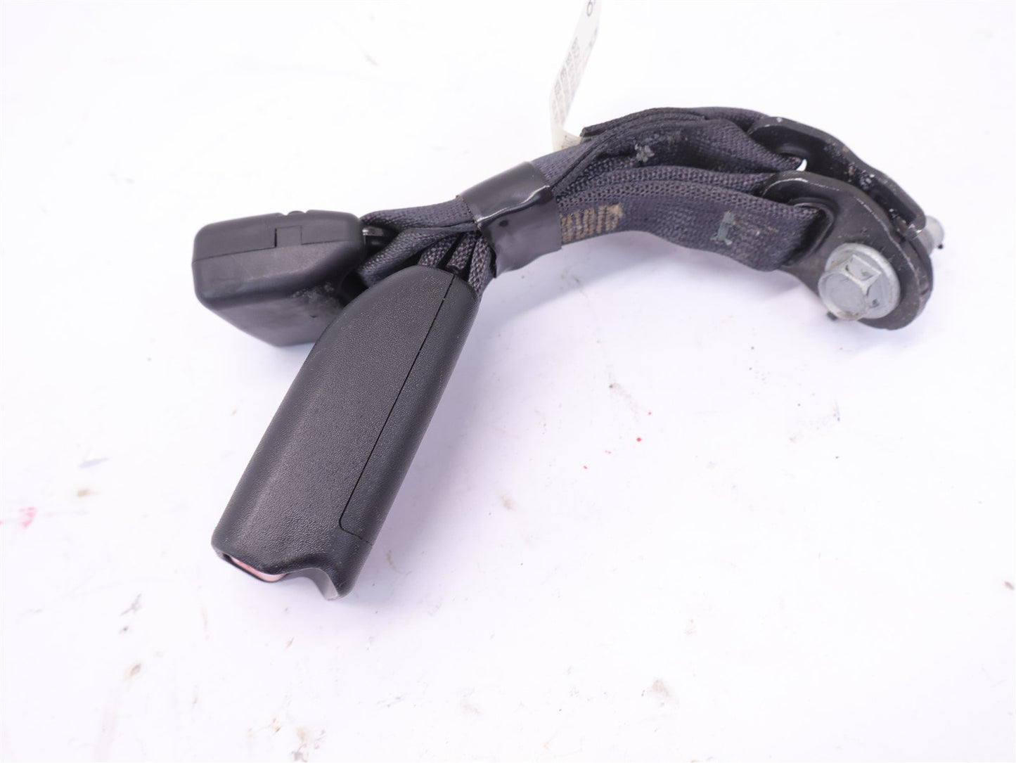 2017 Subaru Forester Rear Seat Belt Buckle Seatbelt Center Black OEM 2014-2018