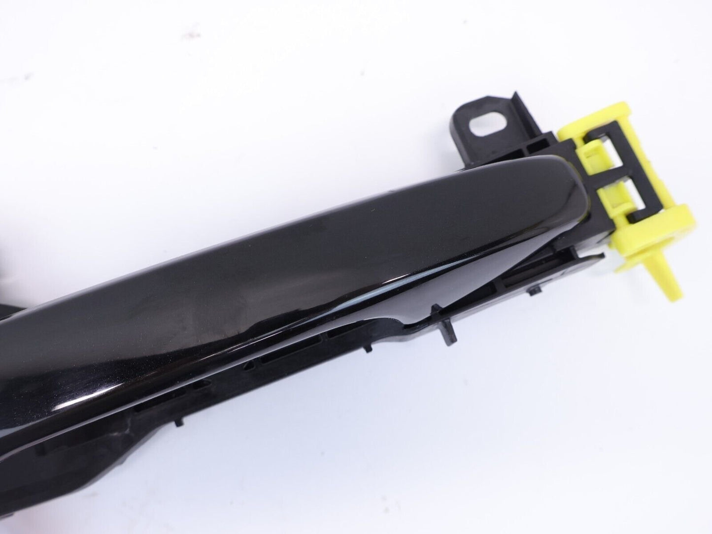 2017 Subaru Forester Rear Door Handle Exterior Passenger RH Black D4S 2014-2018