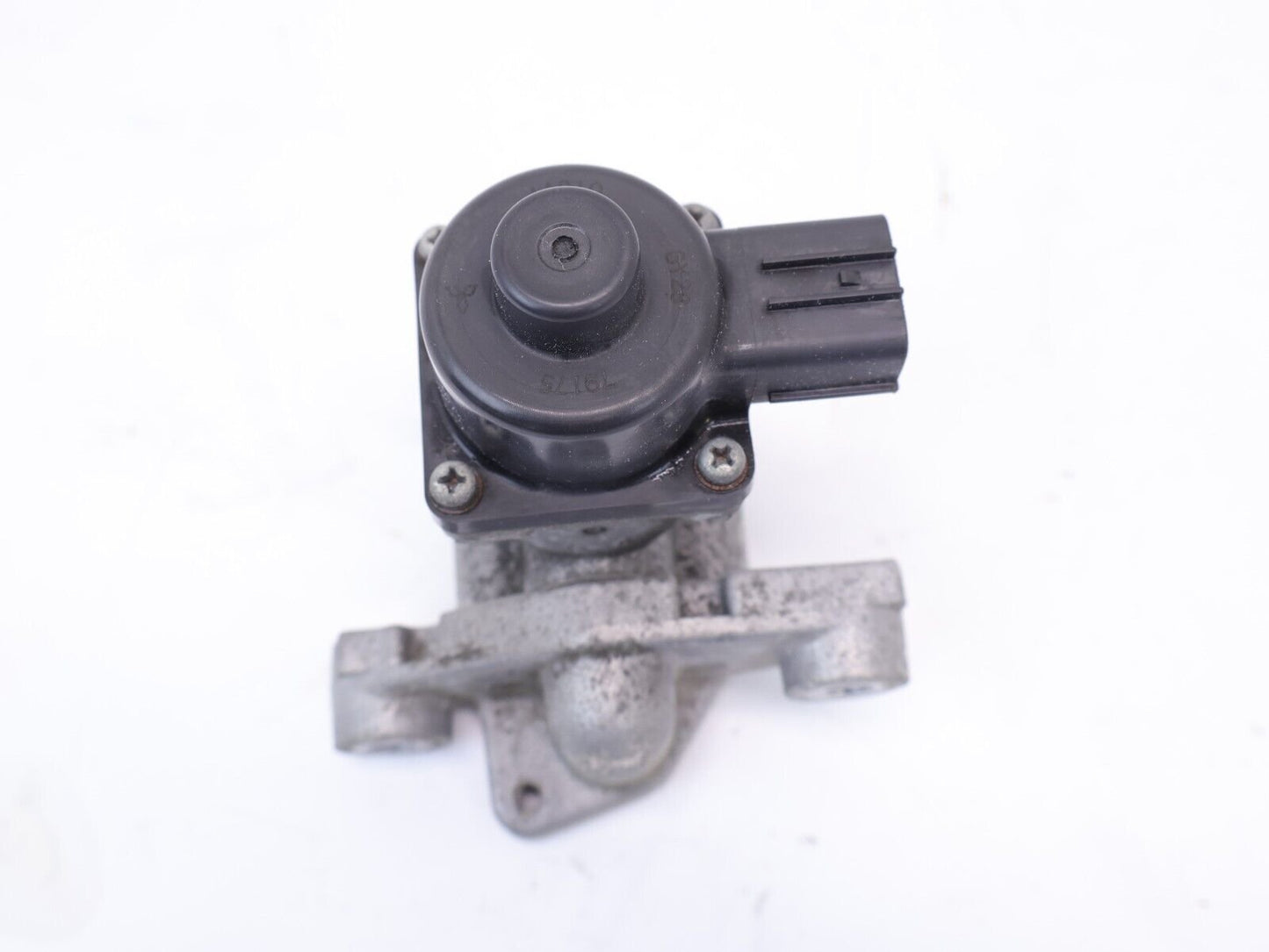 2017-2018 Subaru Forester EGR Valve 2.5L OEM 17-18