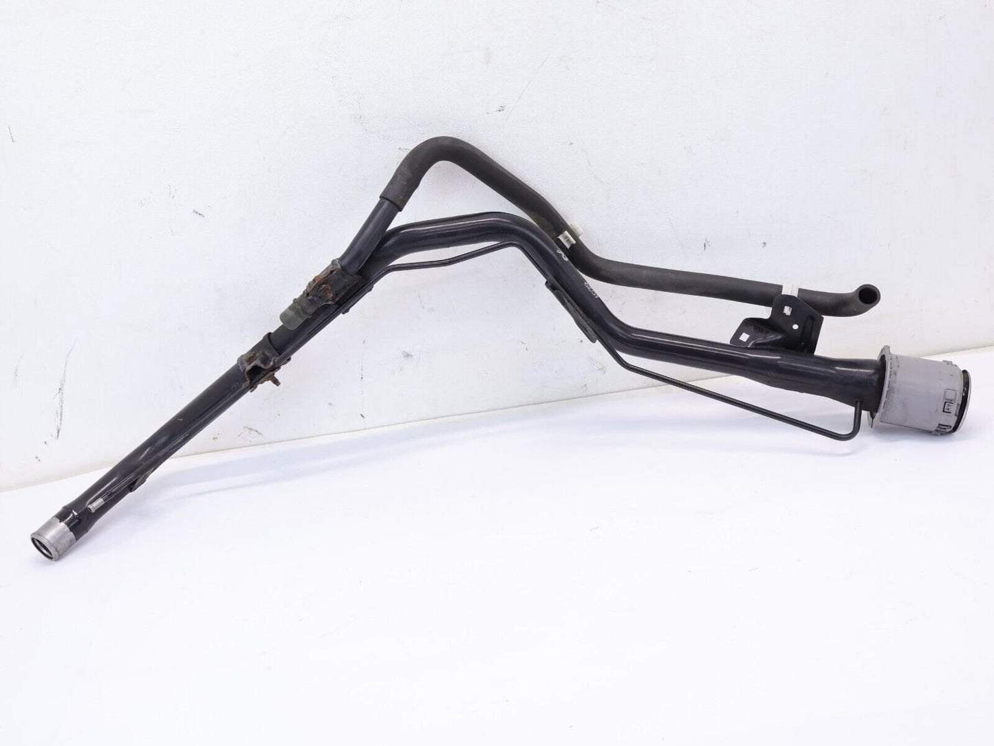 2017 Subaru Forester Fuel Filler Neck Gas Tank Tube Pipe OEM 2014-2018
