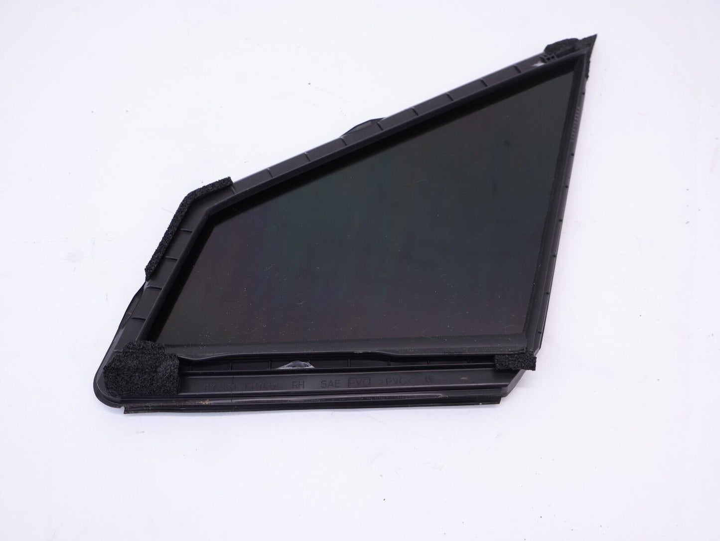 2016 Subaru WRX STI Passenger Front Door Vent Corner Glass RH OEM 2015-2021