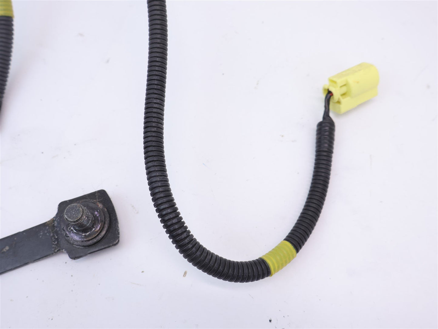 2008-2014 Subaru WRX & STI Passenger Front Seat Belt Latch Buckle Right RH OEM