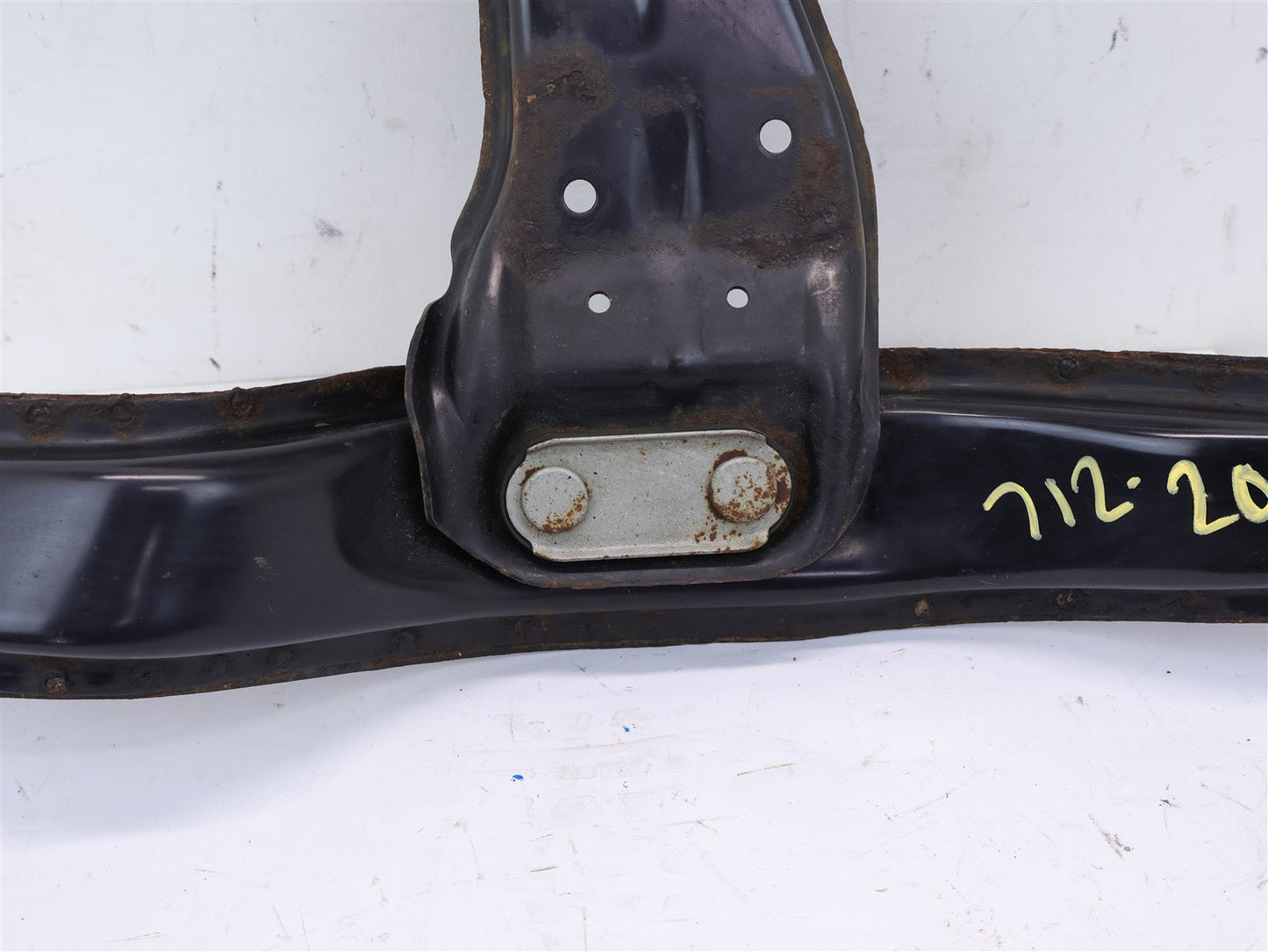 2015 Subaru WRX Manual Transmission Crossmember Mount Bracket MT OEM 15-2021
