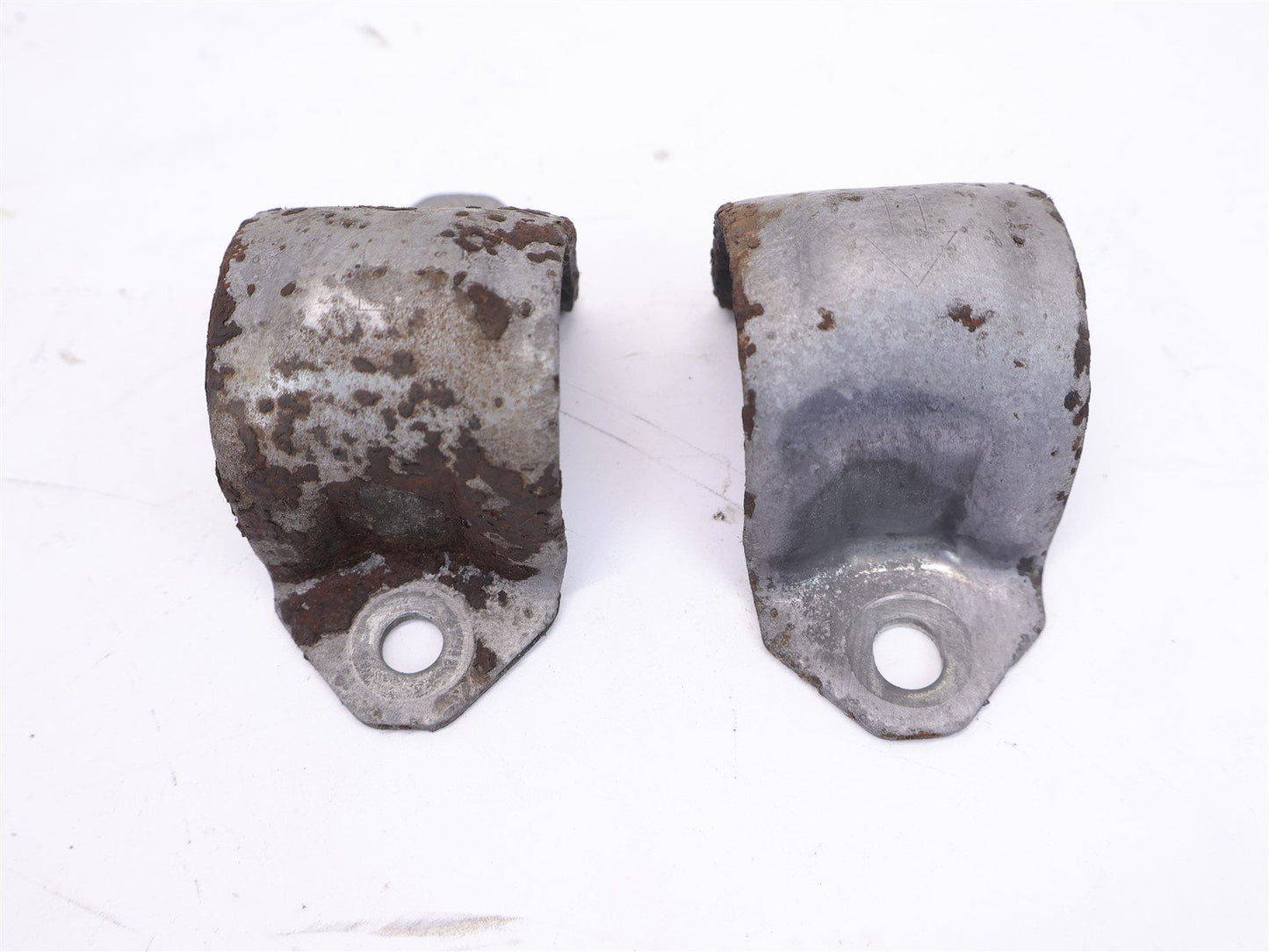 2015 Subaru WRX Front Sway Bracket Stabilizer Bar Brackets OEM 15-2021